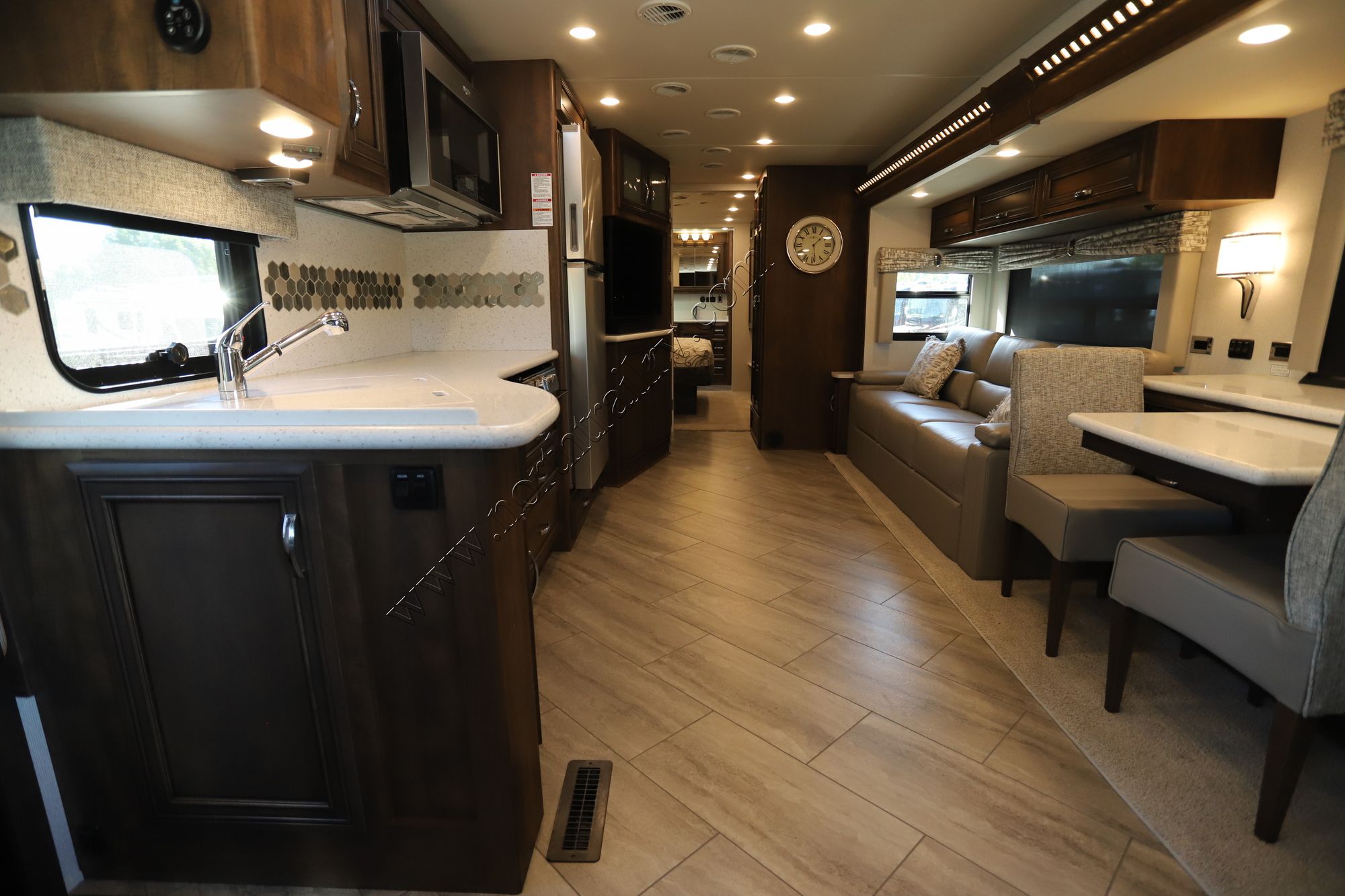 New 2022 Newmar Bay Star 3609 Class A  For Sale