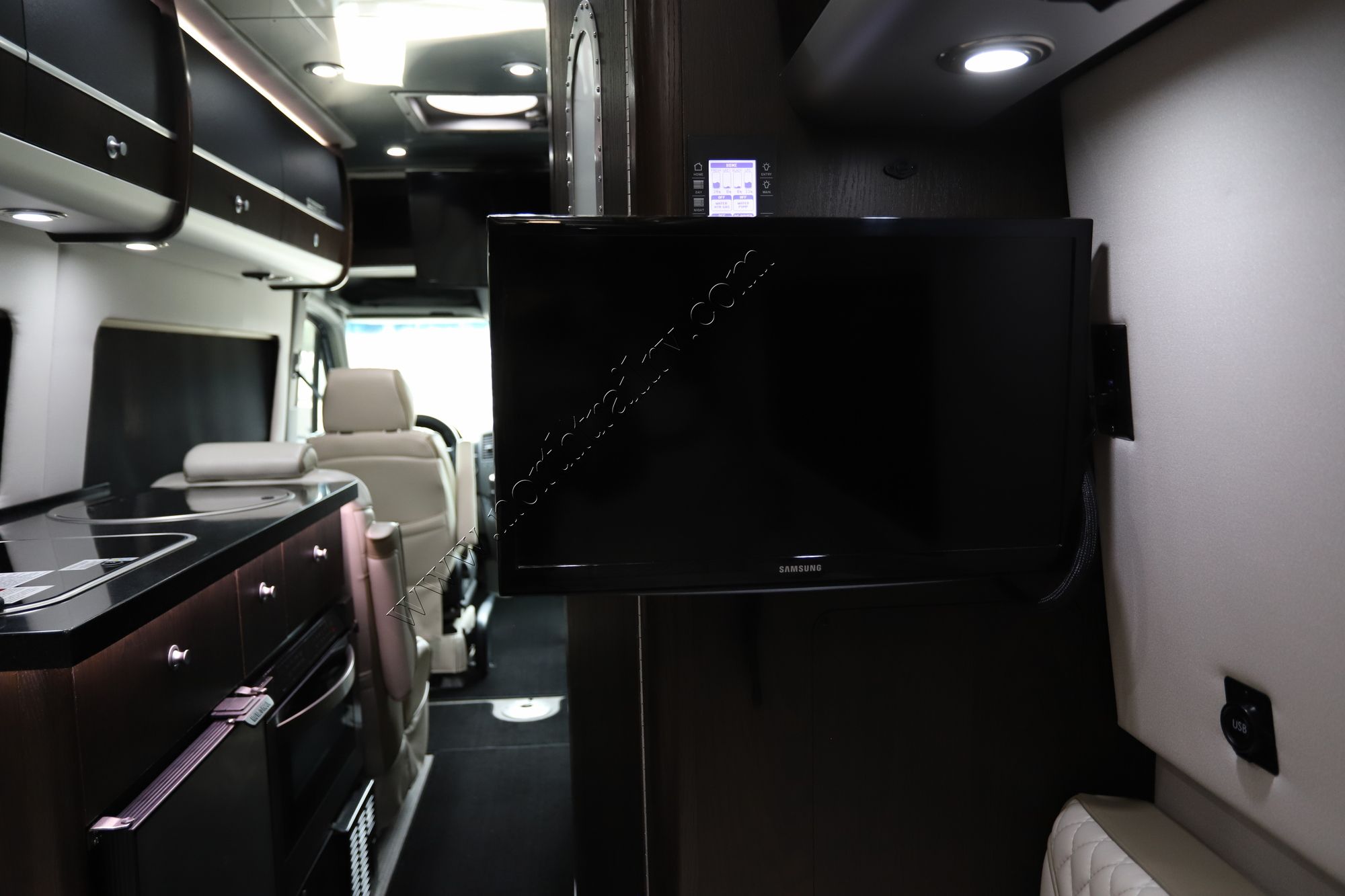 Used 2019 Airstream Interstate EXT LOUNGE Class B  For Sale