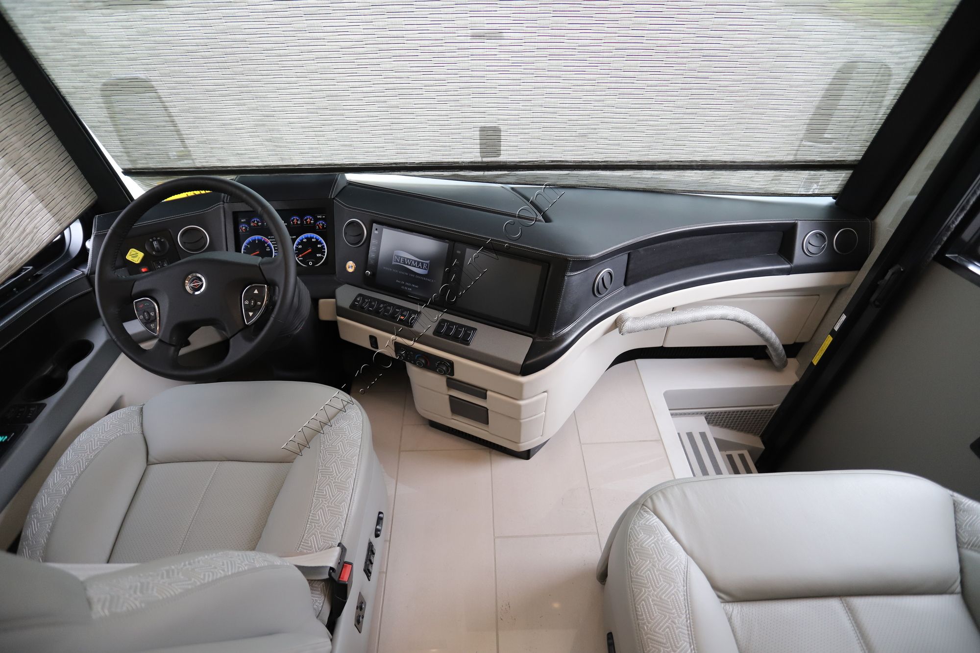New 2022 Newmar King Aire 4533 Class A  For Sale