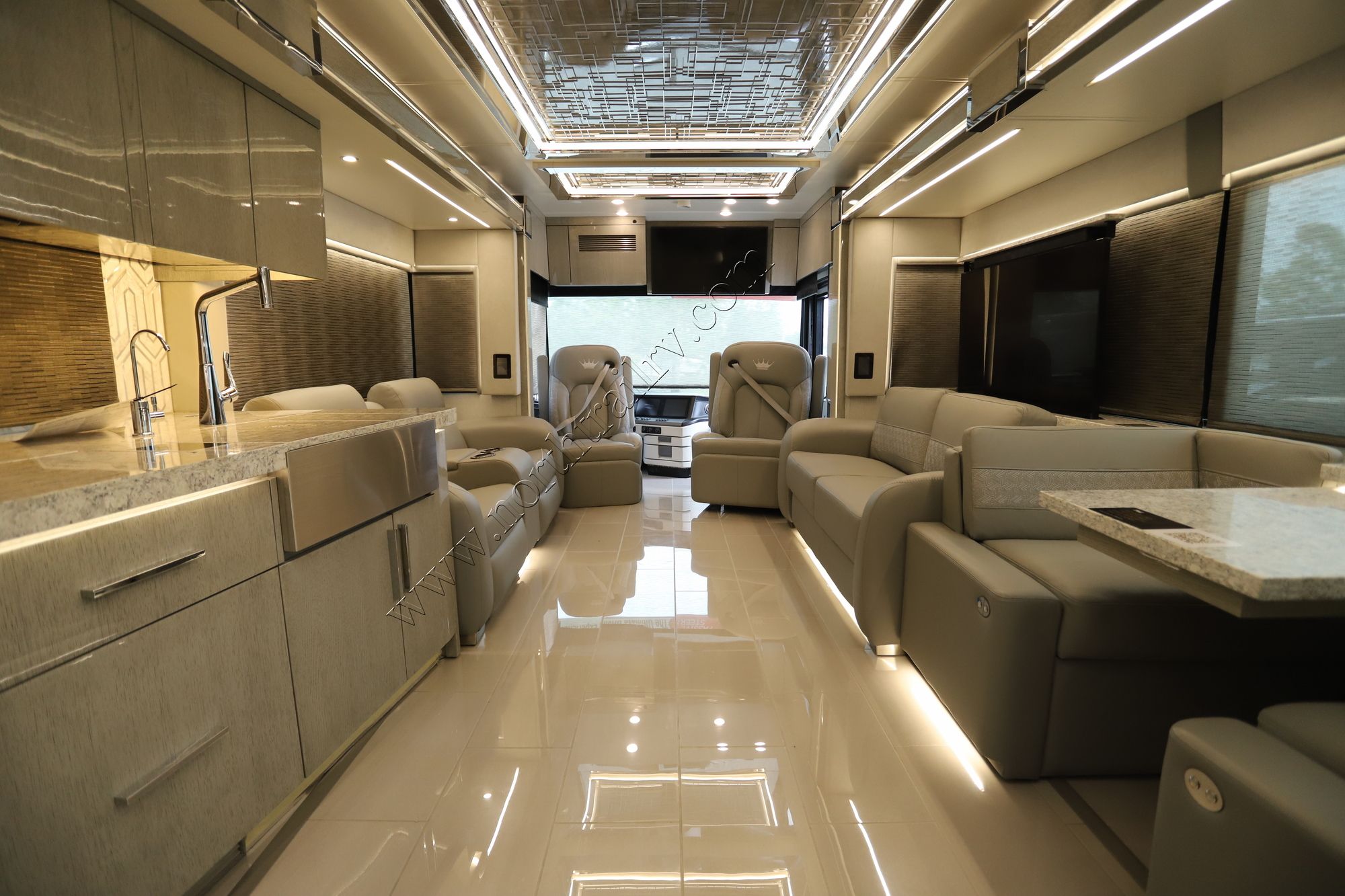 New 2022 Newmar King Aire 4533 Class A  For Sale
