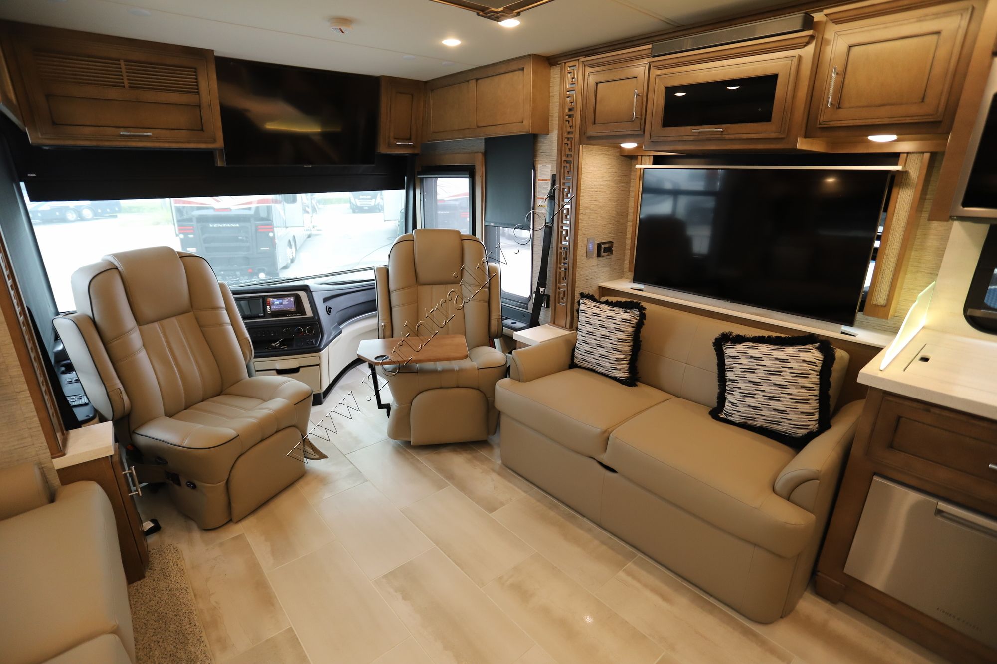 New 2022 Newmar Ventana 4326 Class A  For Sale