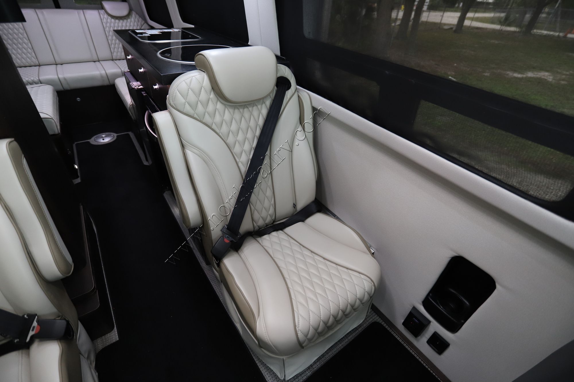 Used 2019 Airstream Interstate EXT LOUNGE Class B  For Sale