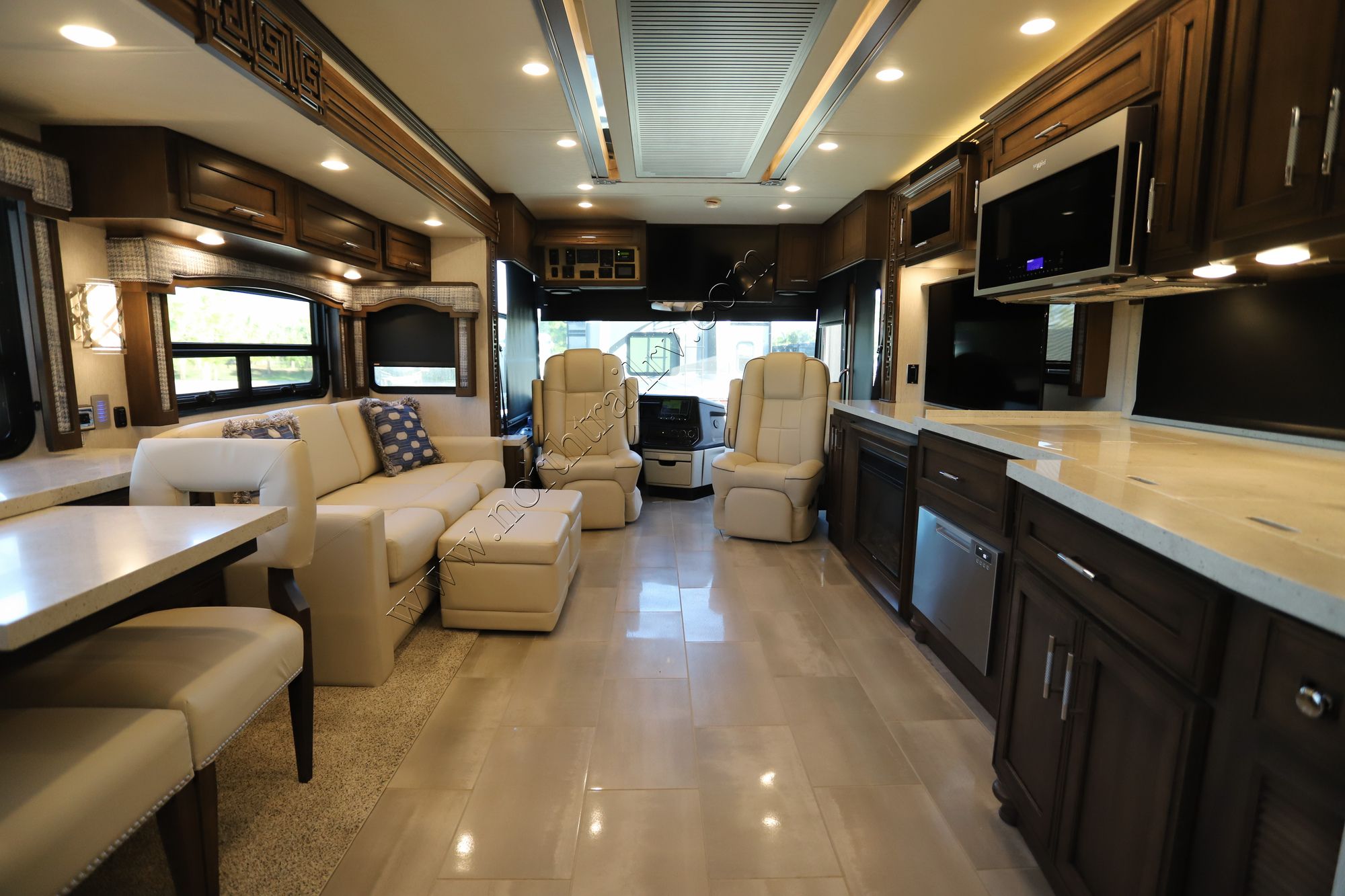 Used 2021 Newmar Ventana 3709 Class A  For Sale