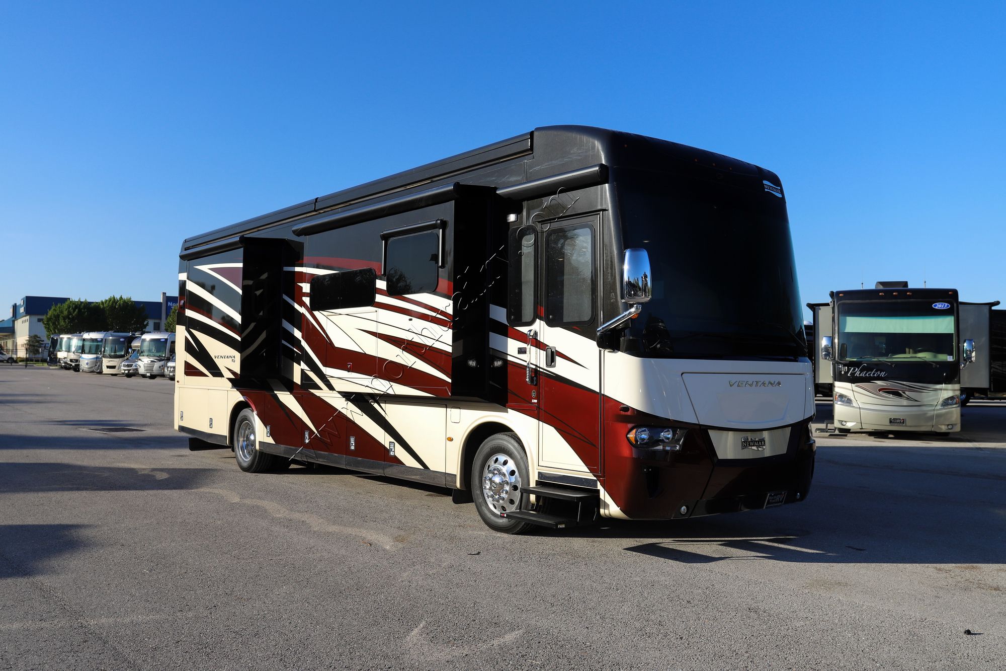 Used 2021 Newmar Ventana 3709 Class A  For Sale