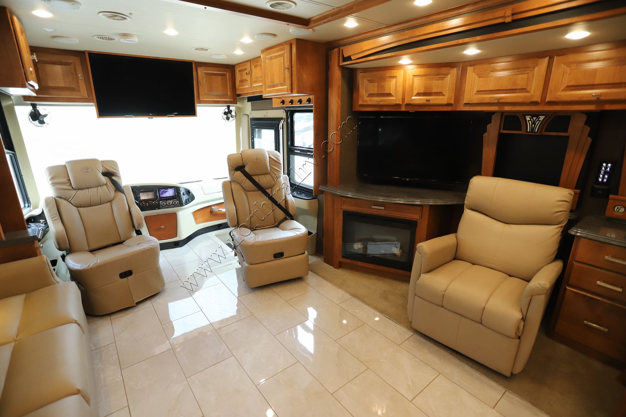 Used 2017 Tiffin Motor Homes Phaeton 36GH Class A  For Sale