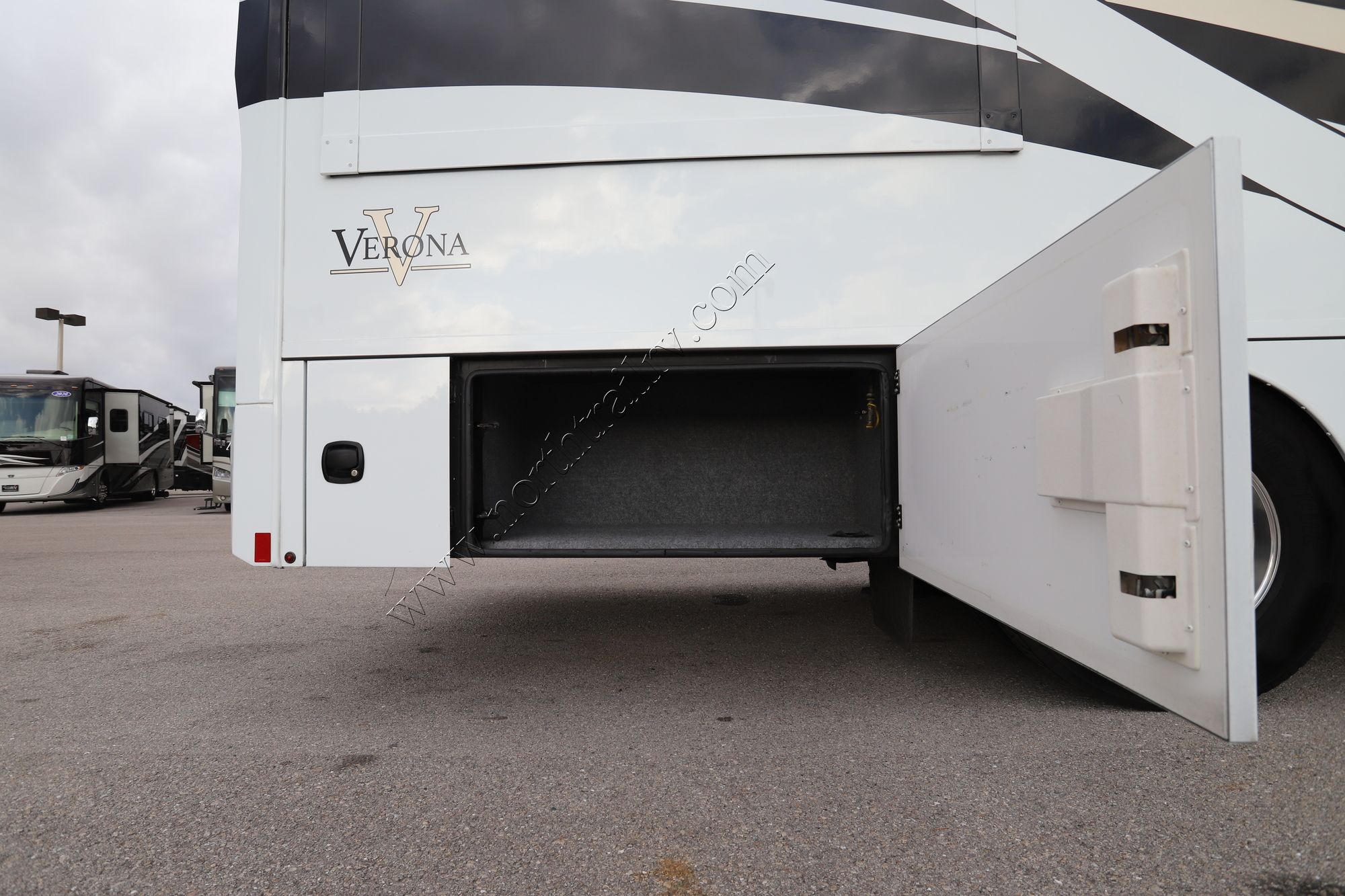 Used 2019 Renegade Rv Verona 36VSB Super C  For Sale