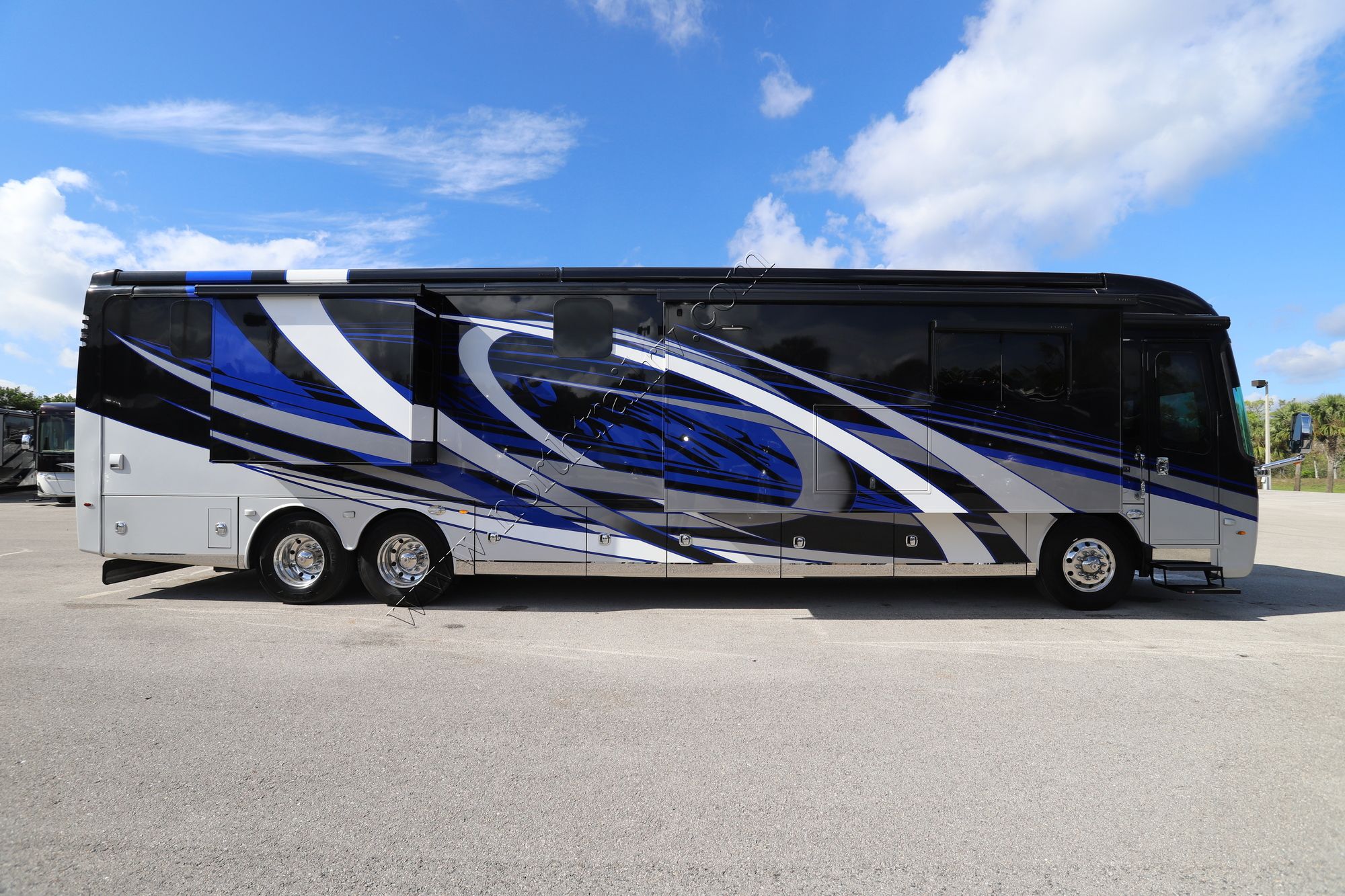 Used 2021 Entegra Anthem 44R Class A  For Sale