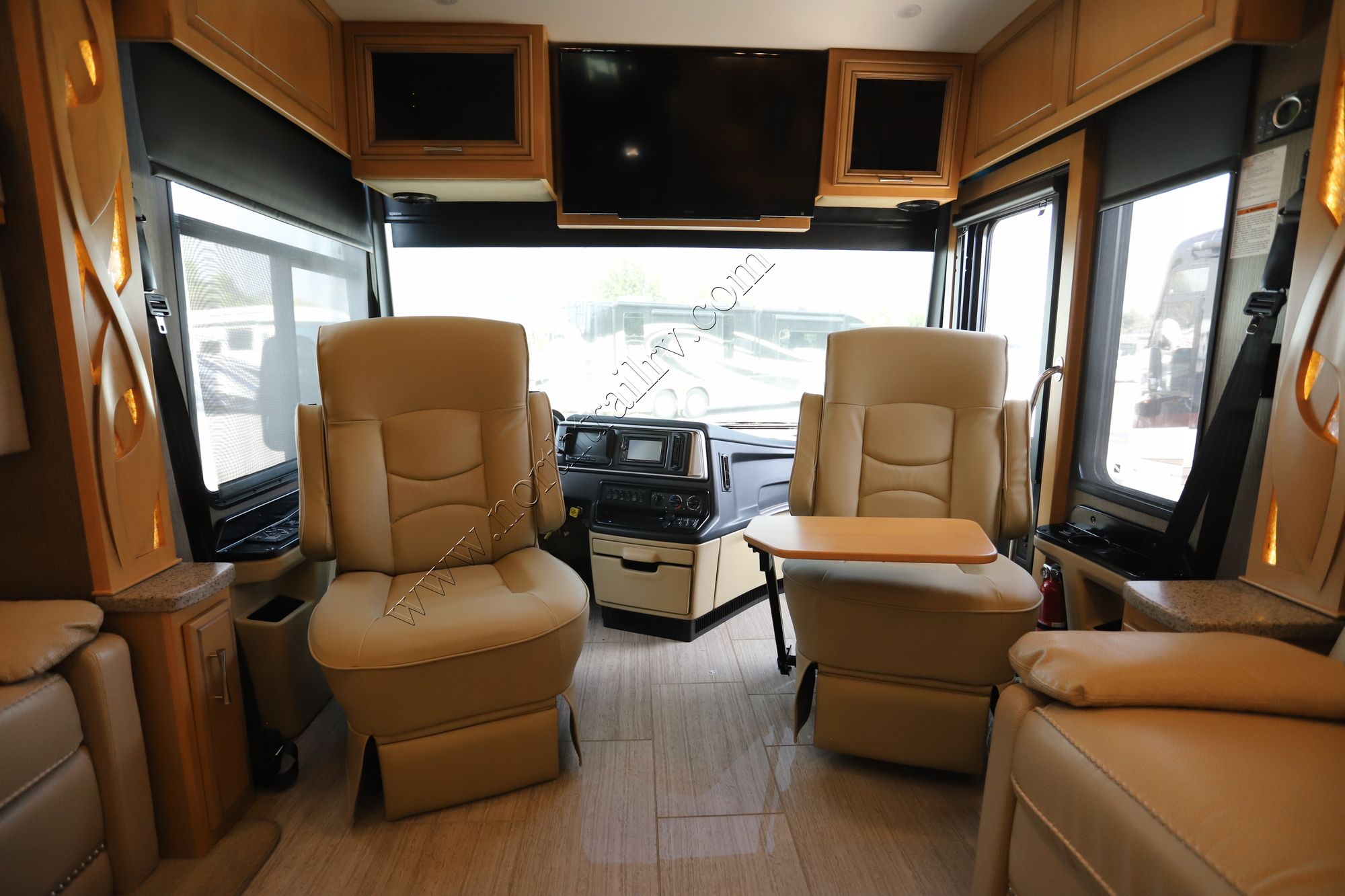 Used 2017 Newmar Ventana 4310 Class A  For Sale