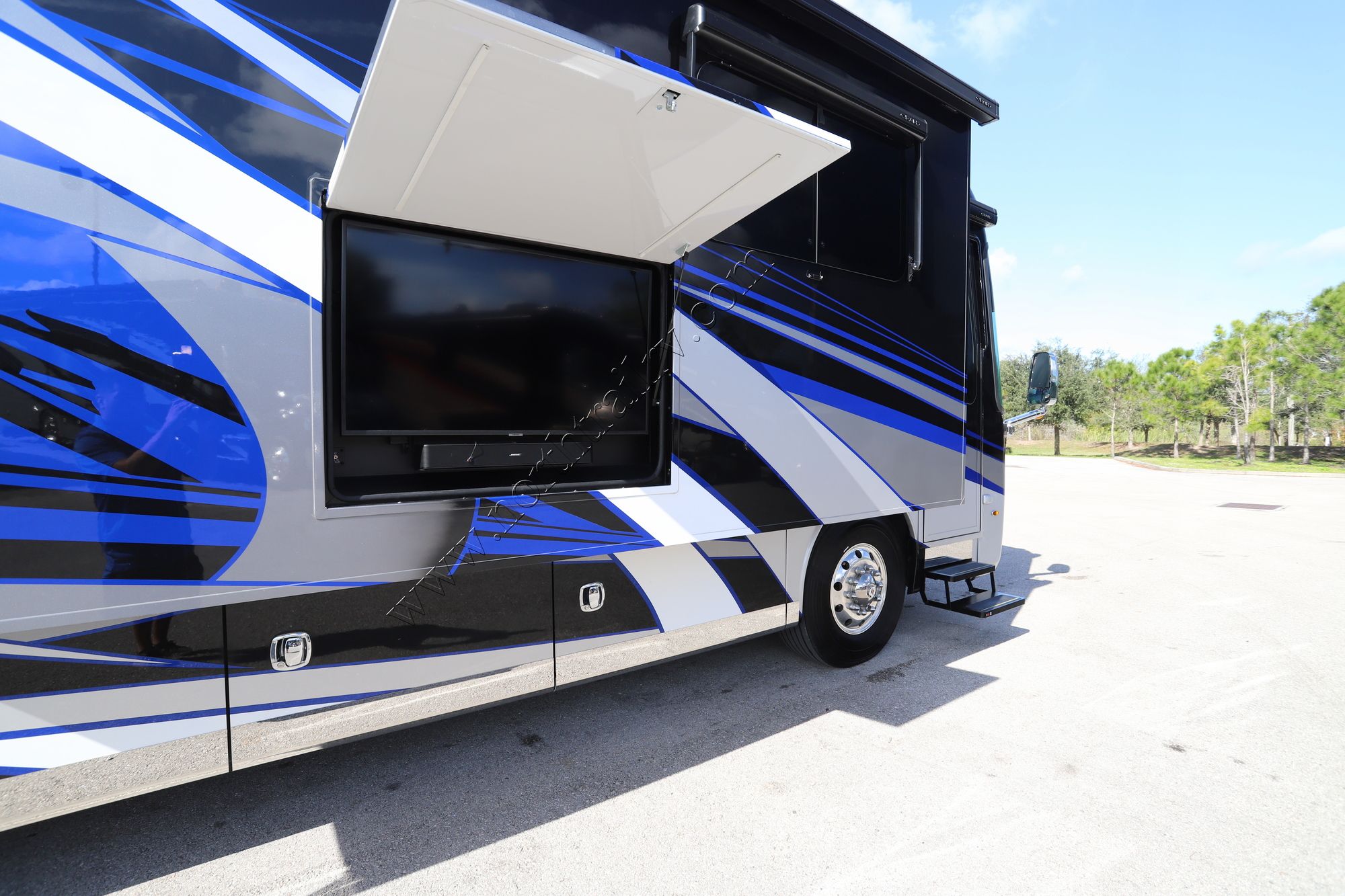 Used 2021 Entegra Anthem 44R Class A  For Sale