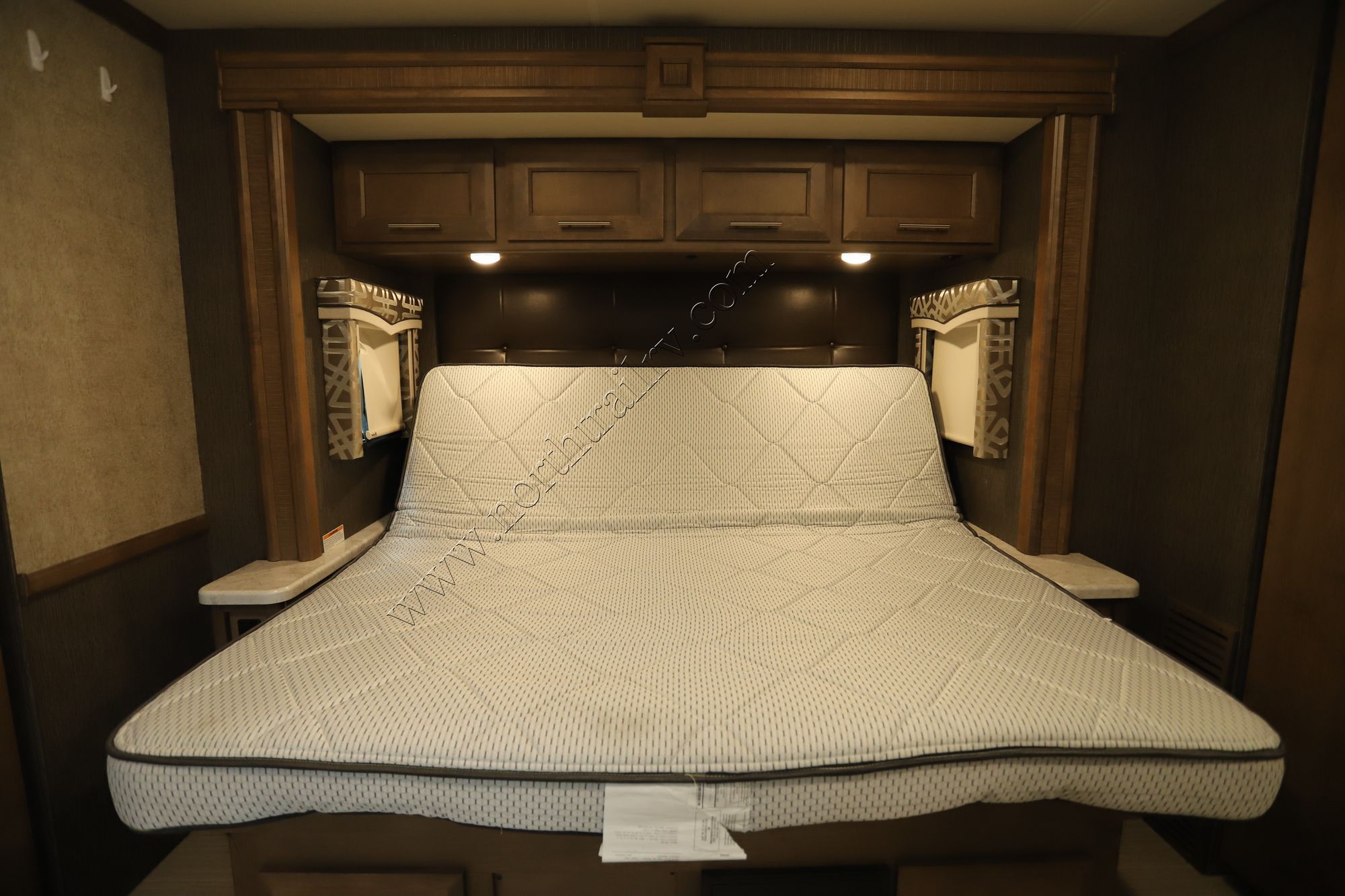 Used 2021 Thor Challenger 37FH Class A  For Sale