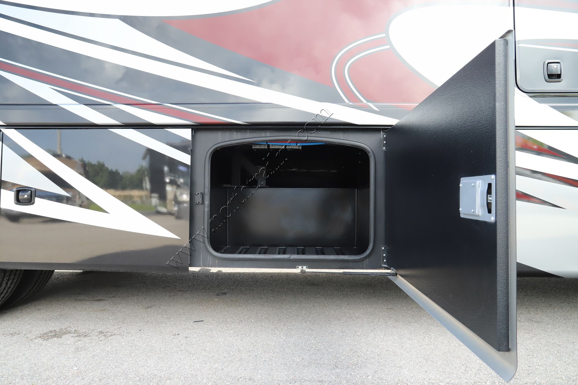 Used 2021 Thor Challenger 37FH Class A  For Sale