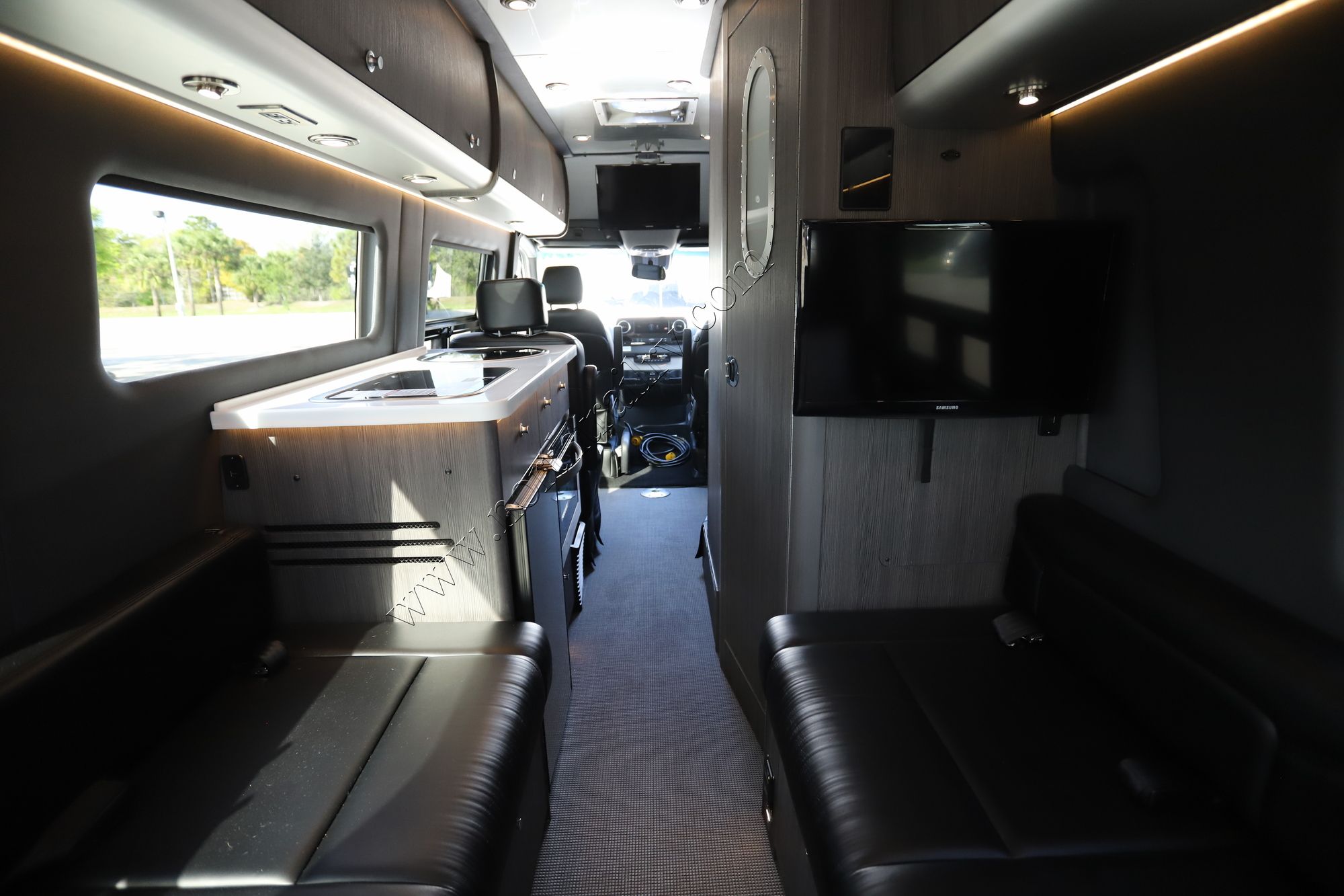 Used 2020 Airstream Interstate LOUNGE Class B  For Sale