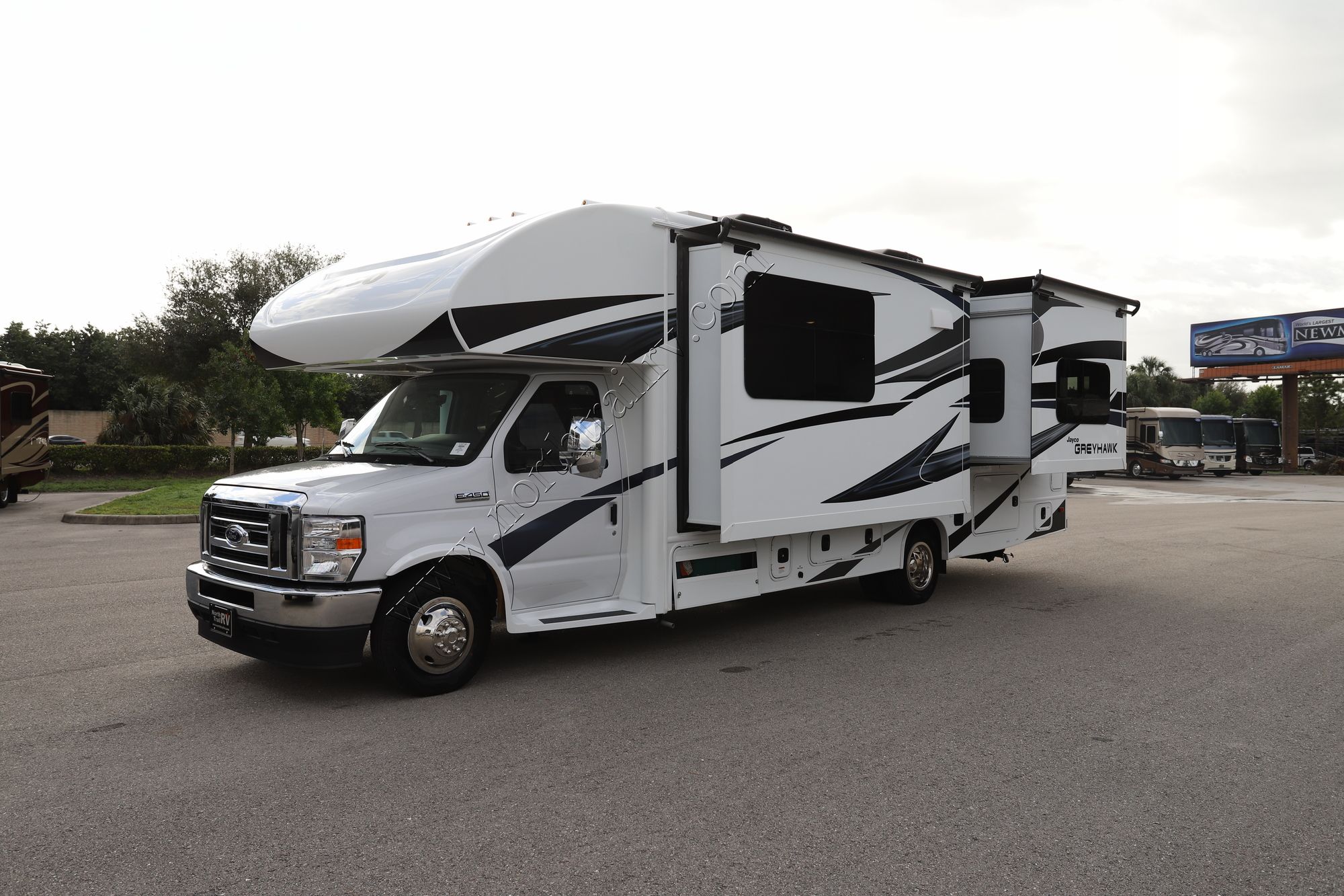 New 2022 Jayco Greyhawk 27U Class C  For Sale