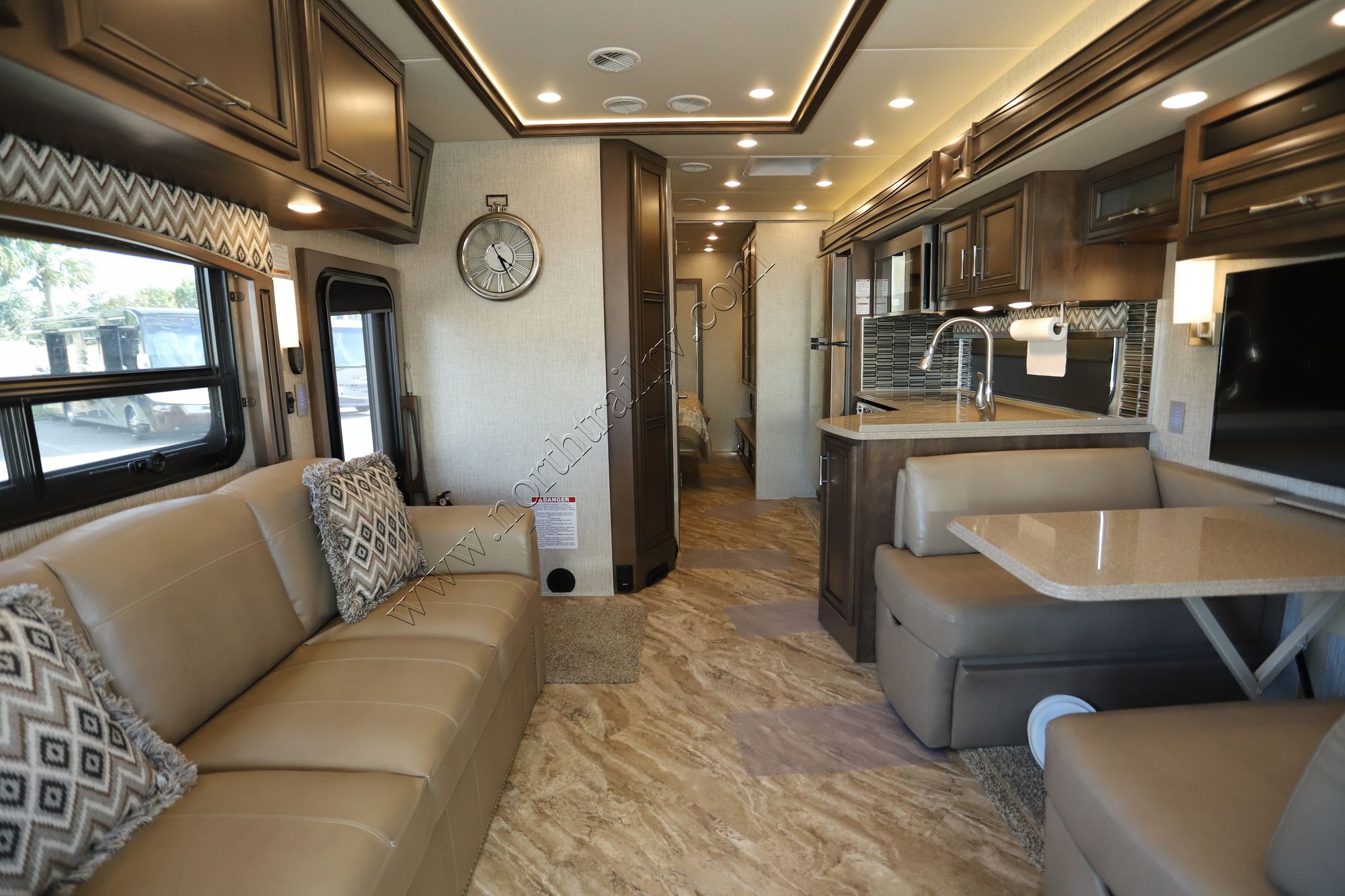 Used 2020 Newmar Canyon Star 3927 Class A  For Sale