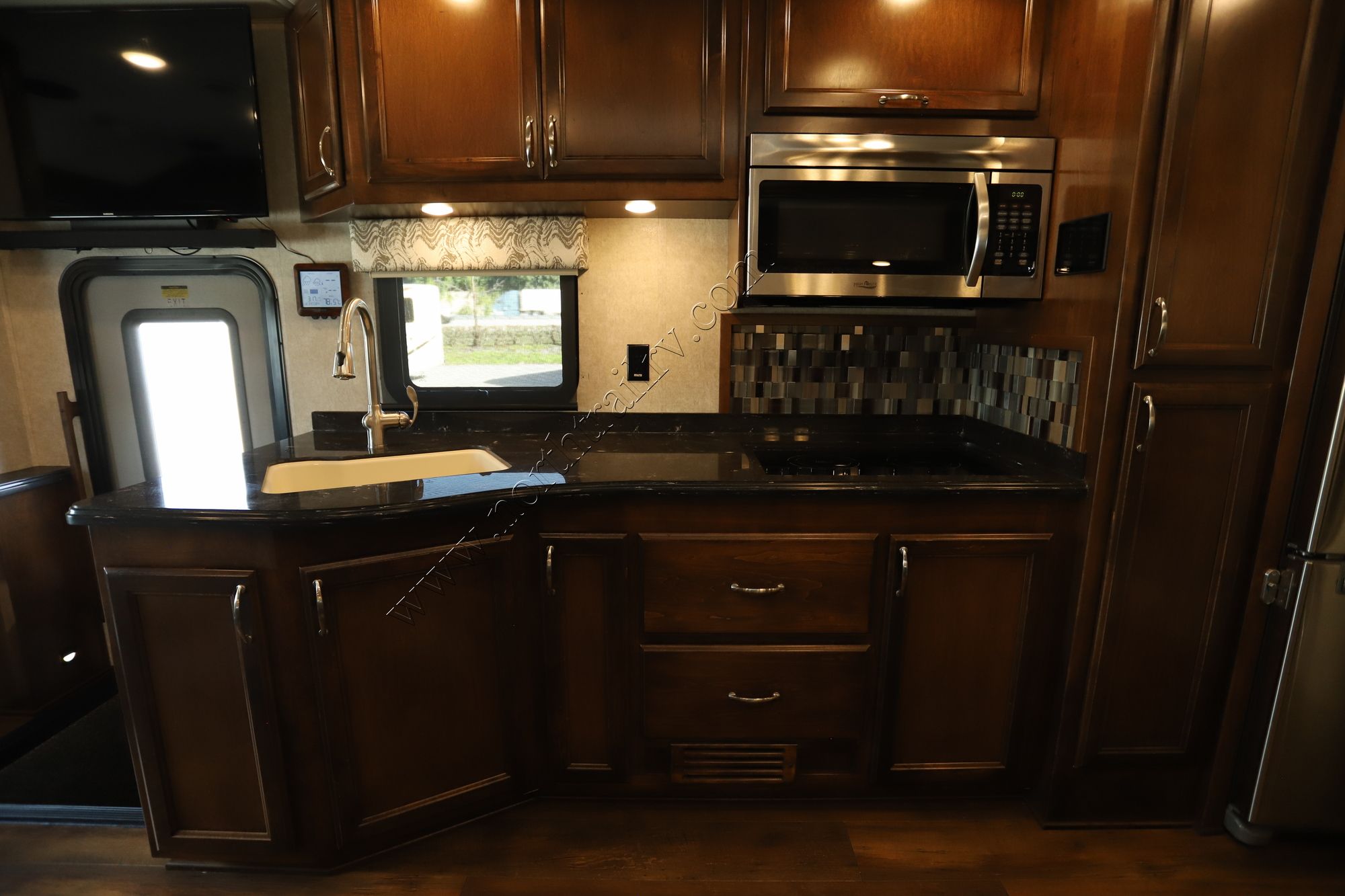 Used 2020 Renegade Rv Verona 40VBH Super C  For Sale