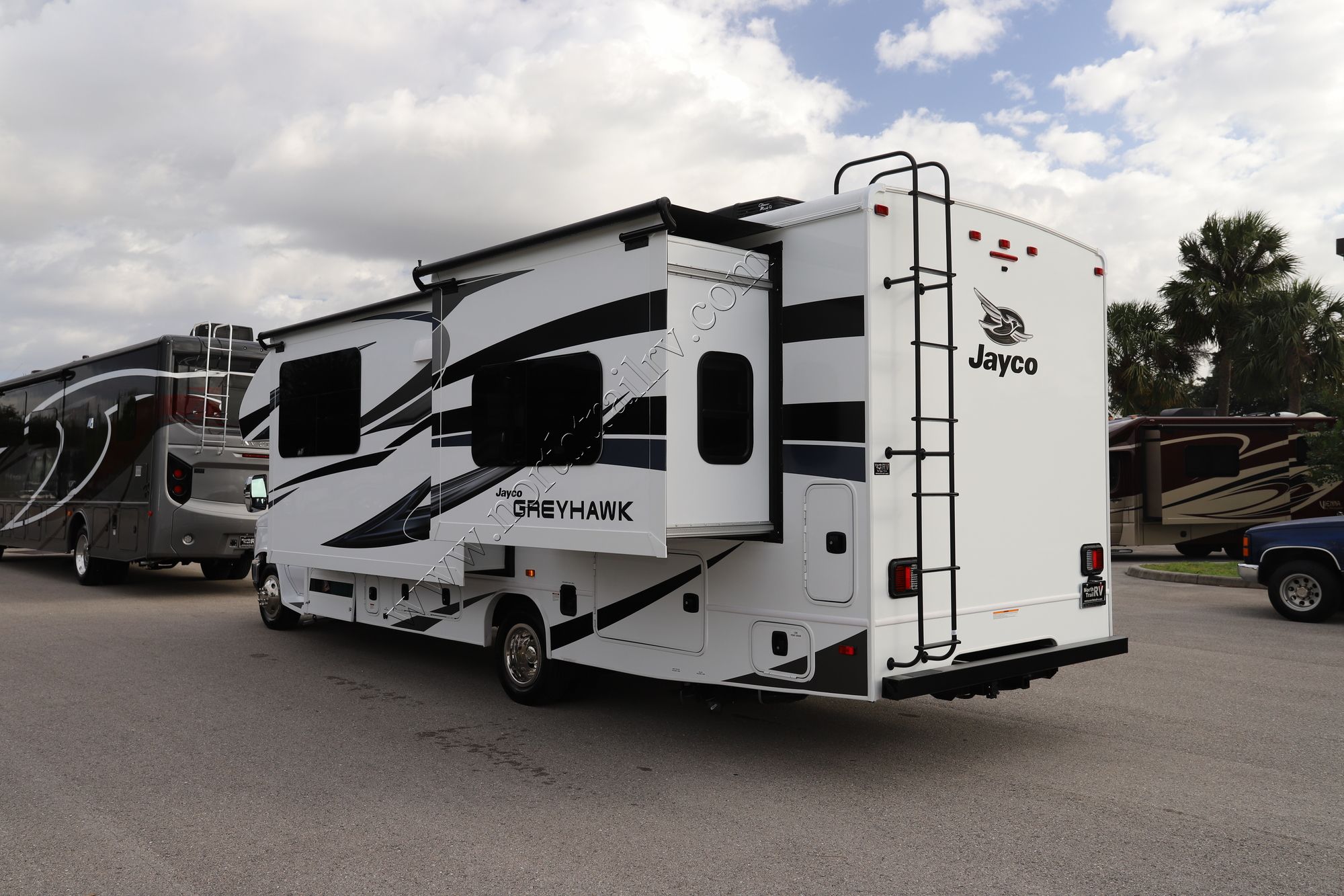 New 2022 Jayco Greyhawk 27U Class C  For Sale