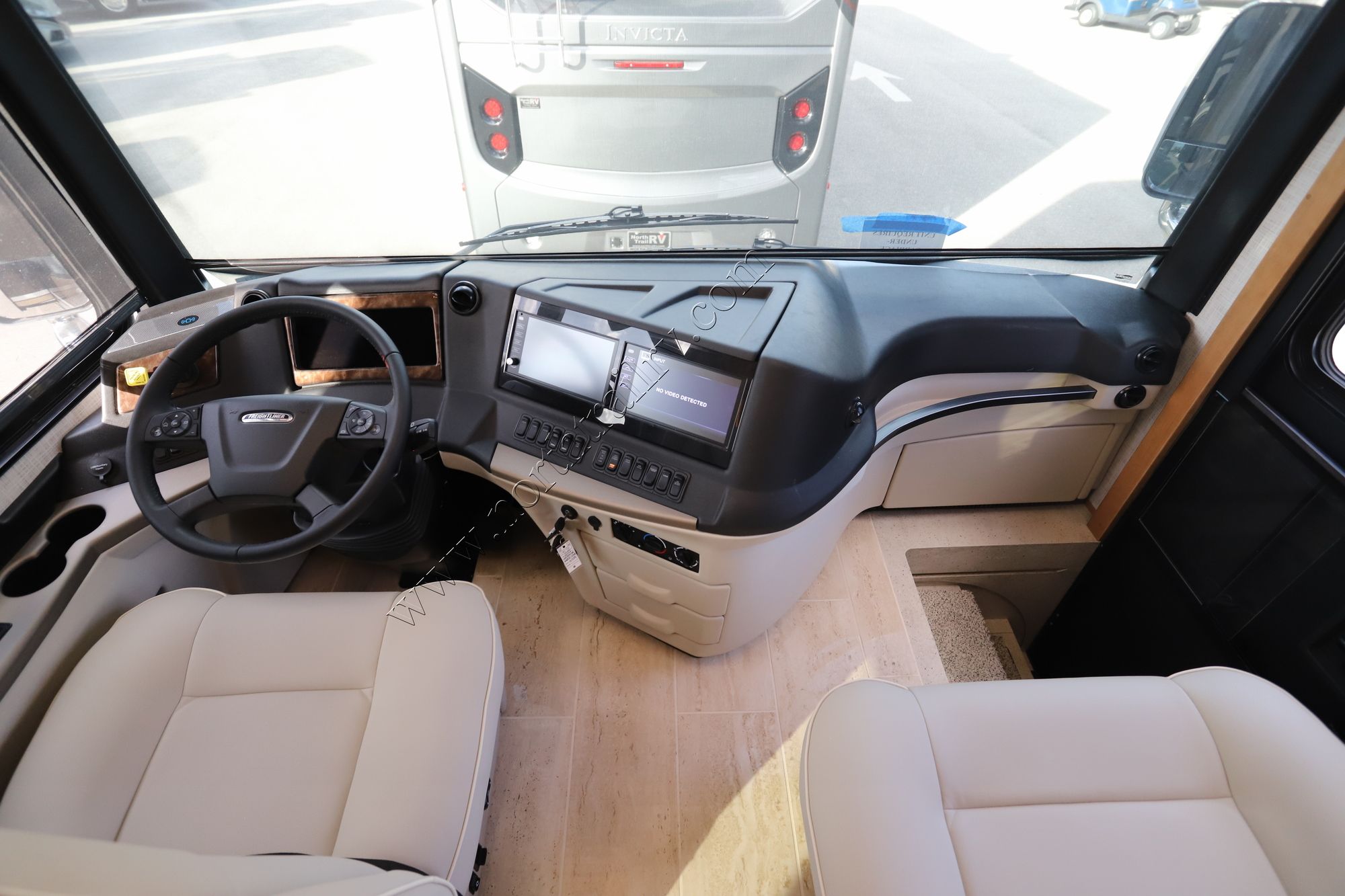 New 2022 Newmar Dutch Star 3709 Class A  For Sale