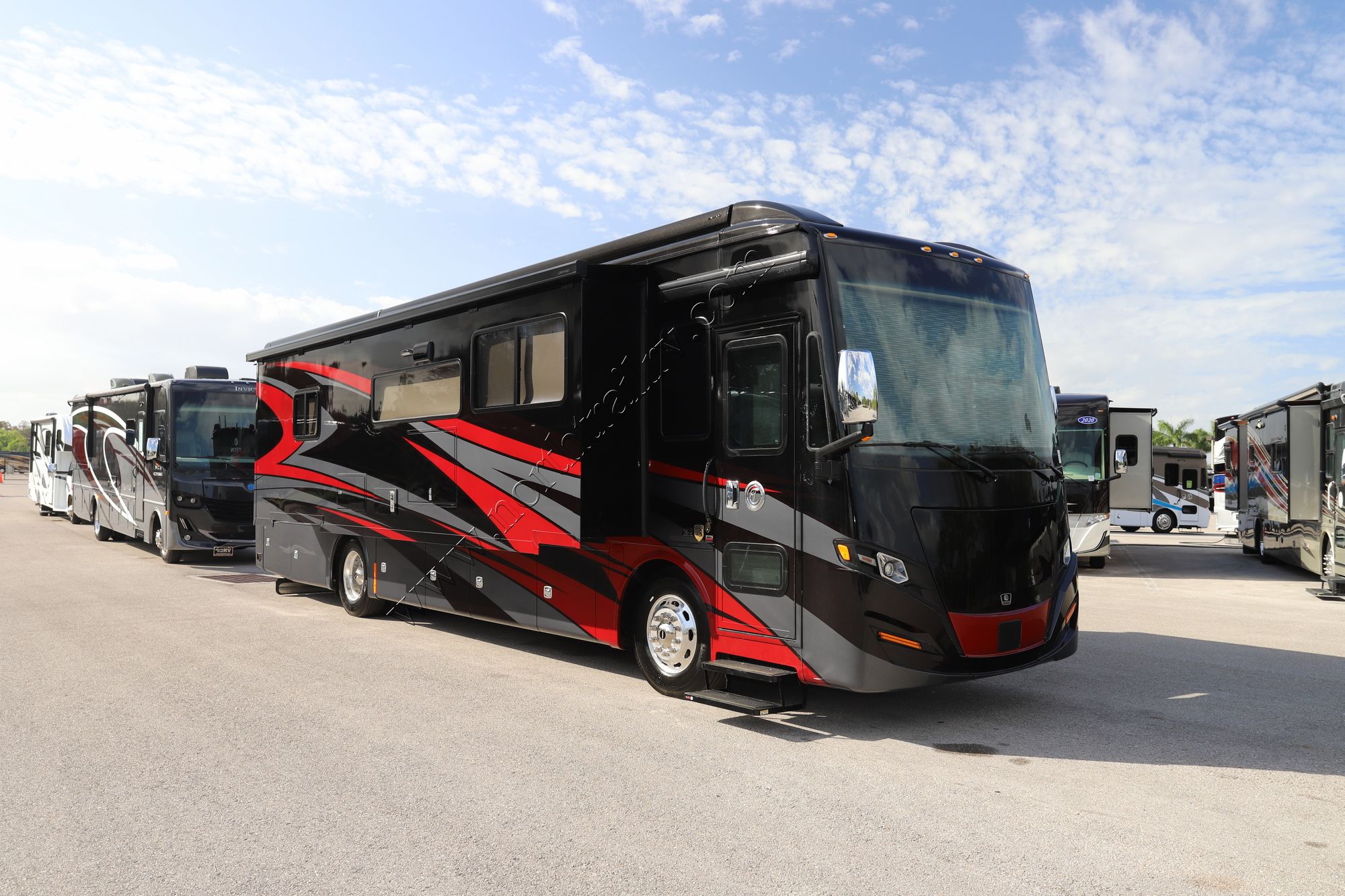 New 2022 Tiffin Motor Homes Allegro Red 37BA Class A  For Sale