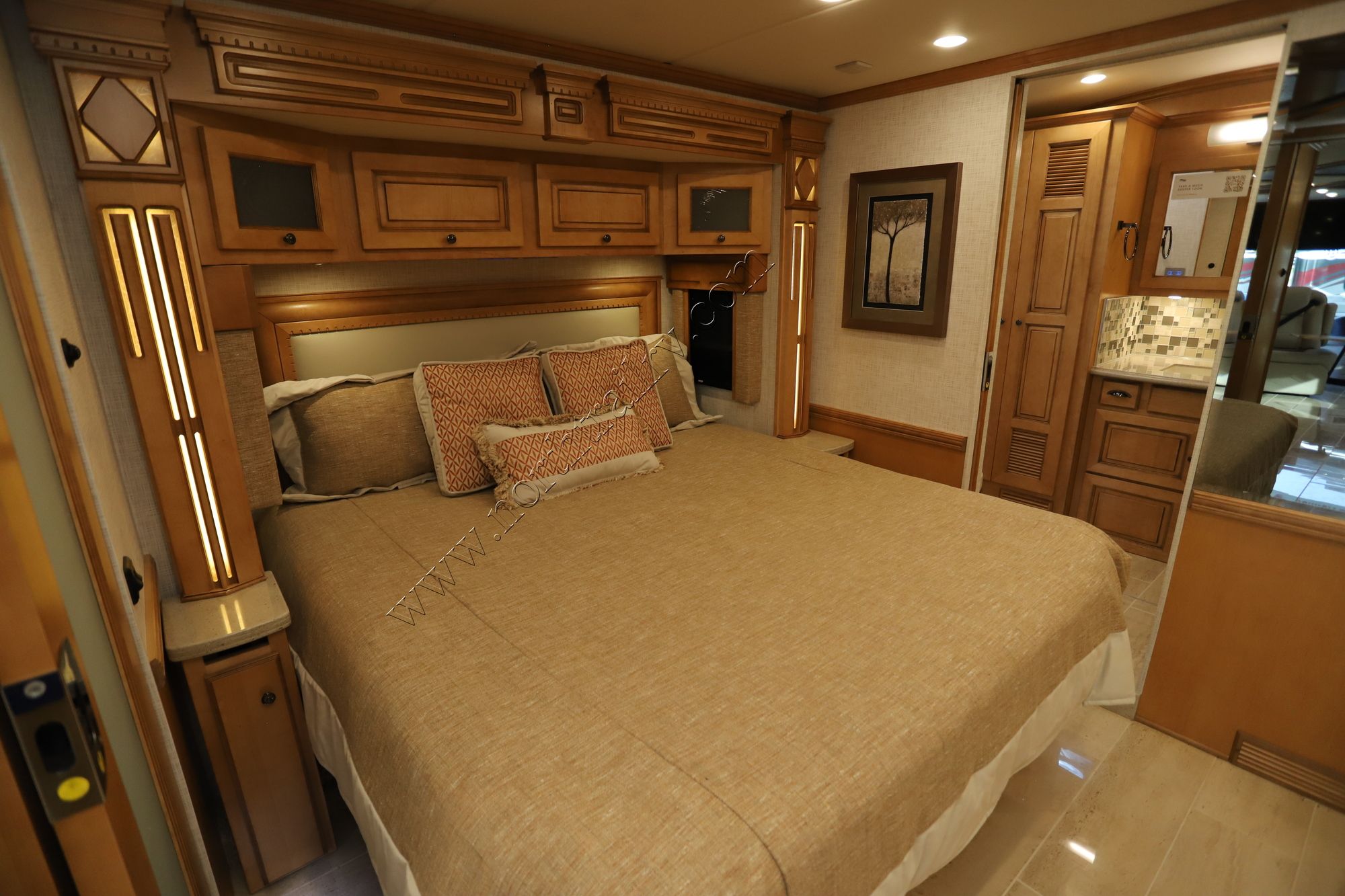 New 2022 Newmar Dutch Star 3709 Class A  For Sale