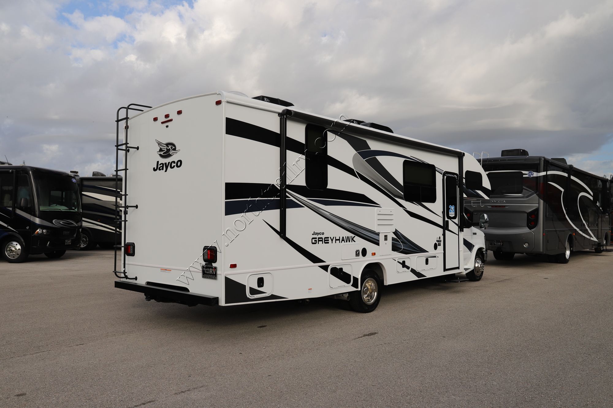 New 2022 Jayco Greyhawk 27U Class C  For Sale