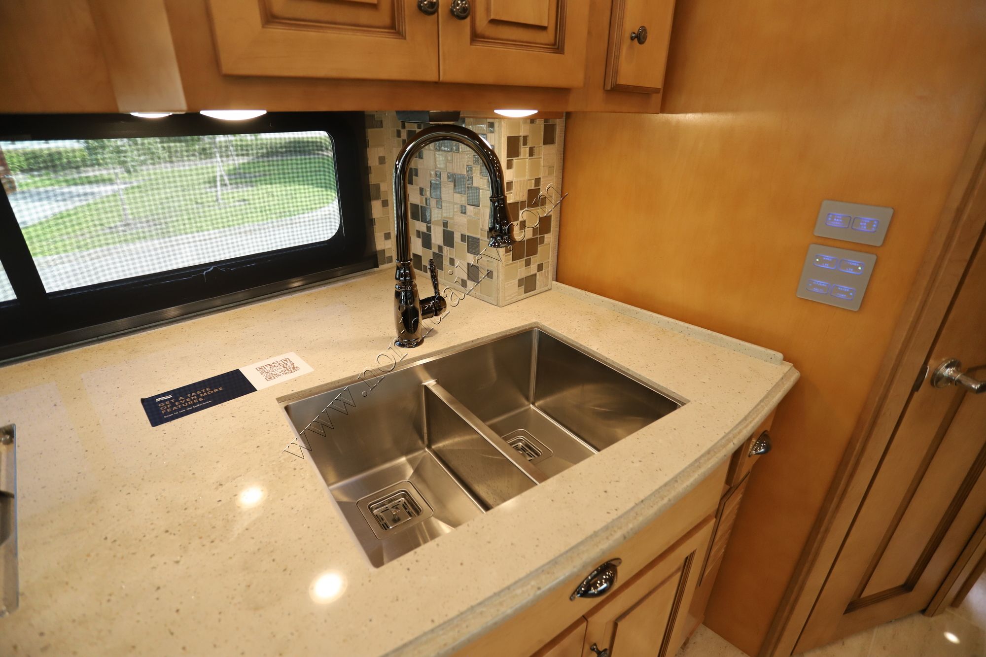 New 2022 Newmar Dutch Star 3709 Class A  For Sale