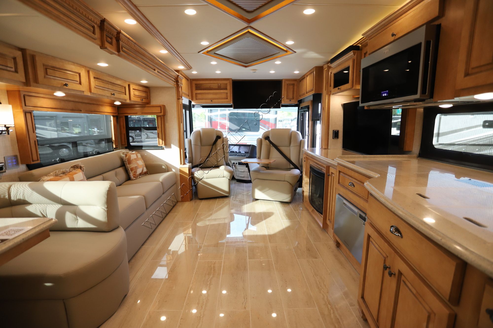 New 2022 Newmar Dutch Star 3709 Class A  For Sale
