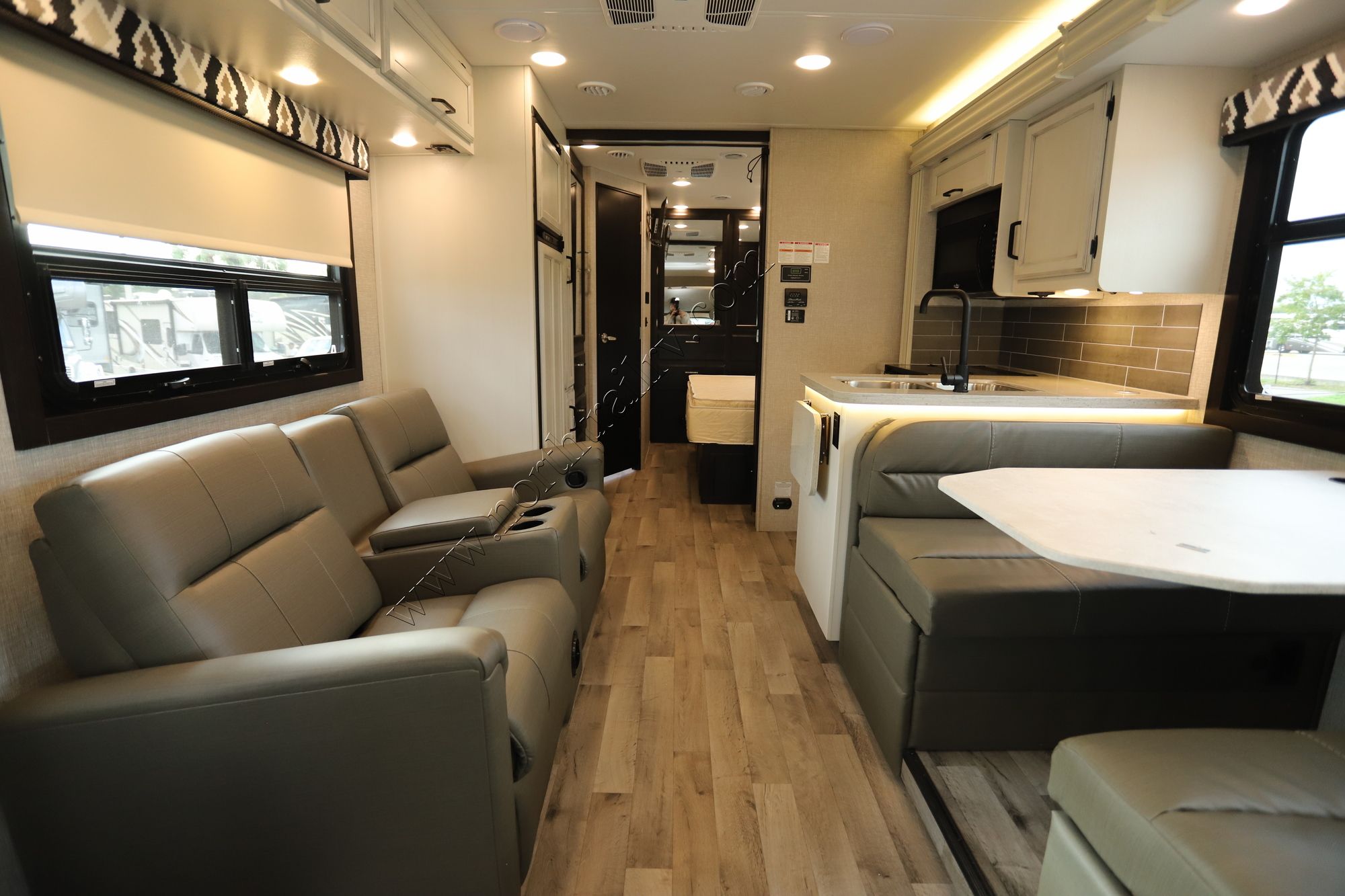 New 2022 Jayco Greyhawk 27U Class C  For Sale