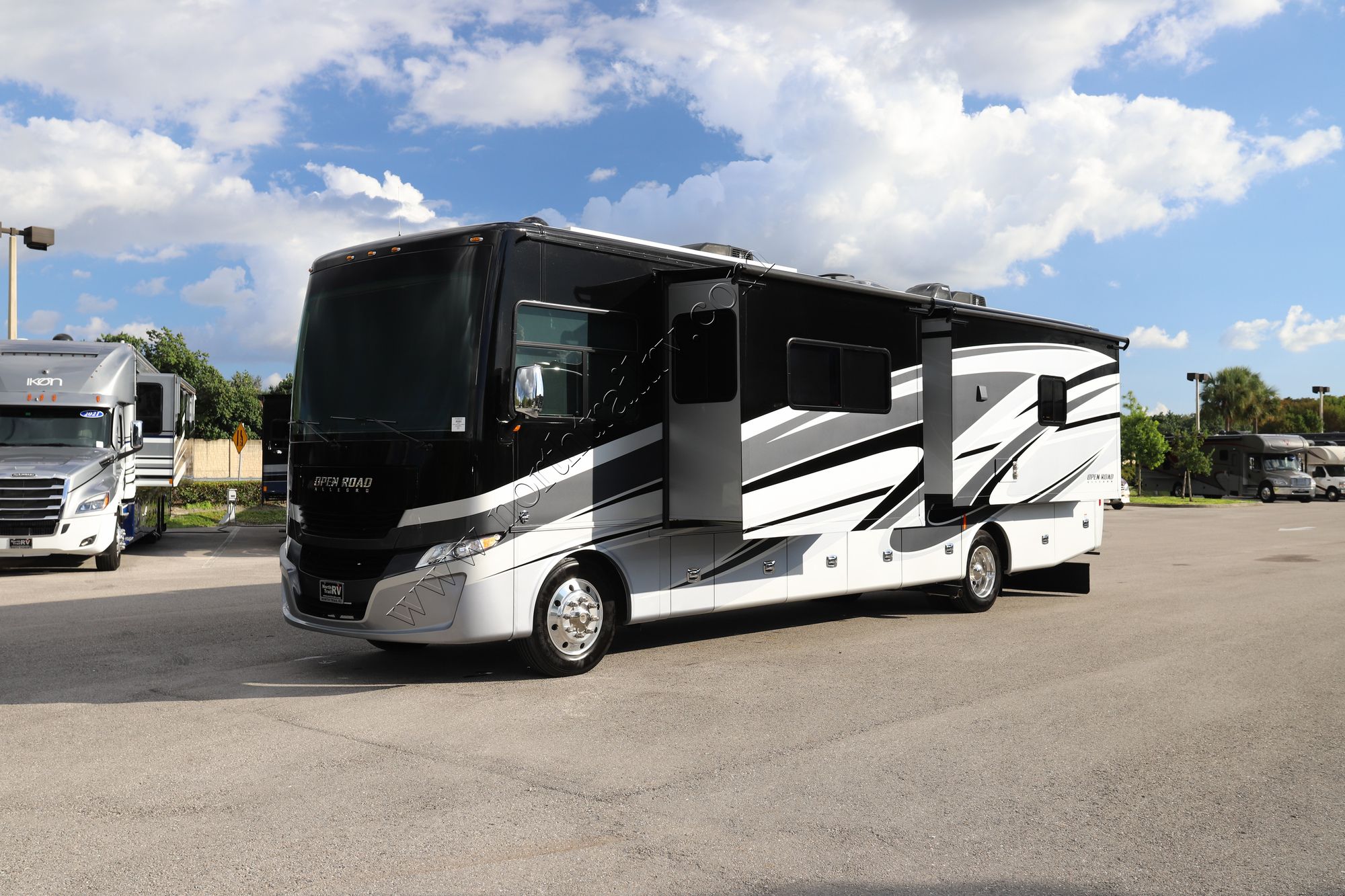 Used 2020 Tiffin Motor Homes Allegro 34PA Class A  For Sale