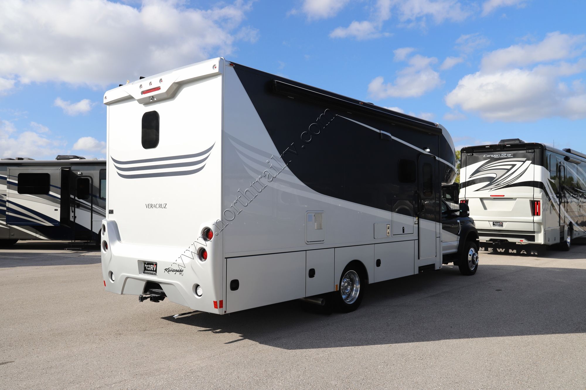 New 2022 Renegade Rv Veracruz 30VRM Class C  For Sale