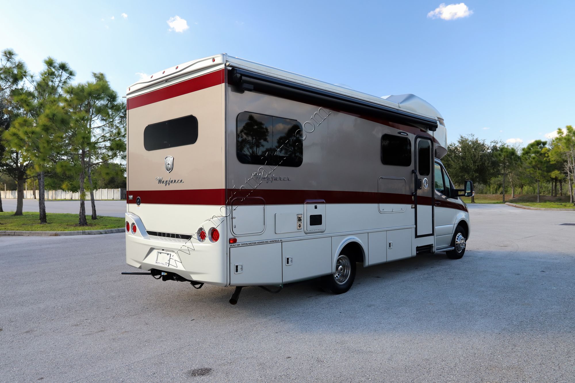 Used 2020 Tiffin Motor Homes Wayfarer 24TW Class C  For Sale