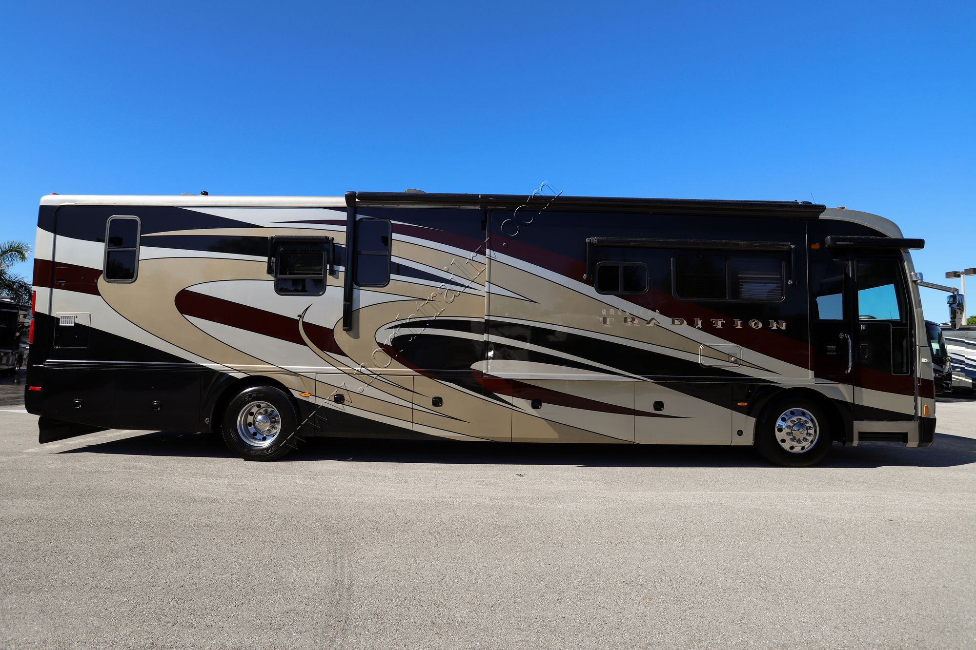 Used 2008 American Tradition 40Z Class A  For Sale