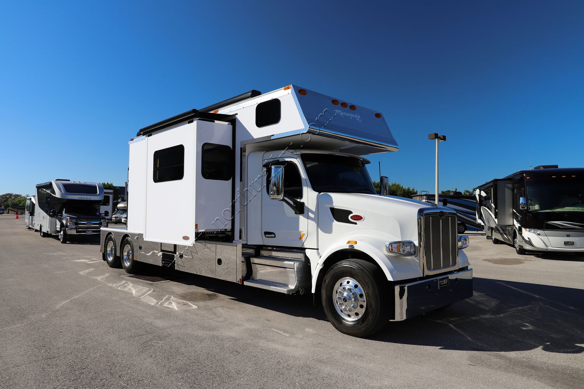 Used 2022 Renegade Rv Classic CS170 Super C  For Sale