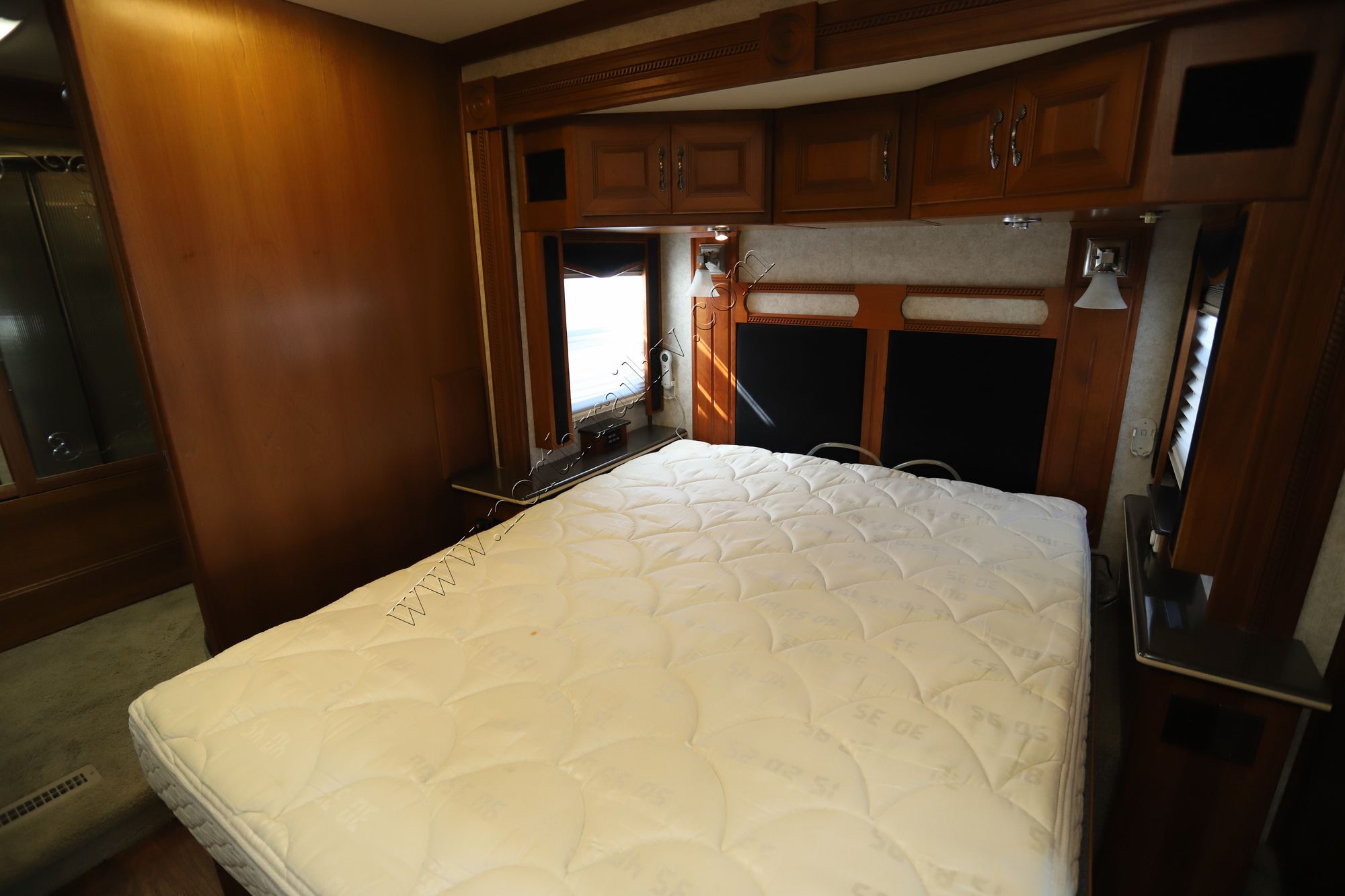 Used 2008 American Tradition 40Z Class A  For Sale