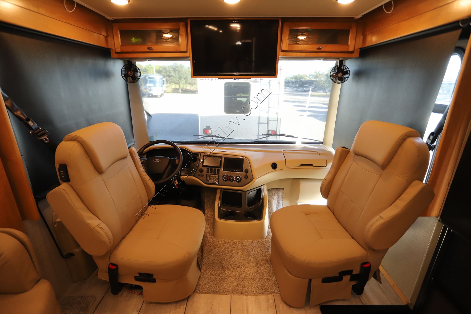 Used 2022 Tiffin Motor Homes Allegro 36UA Class A  For Sale