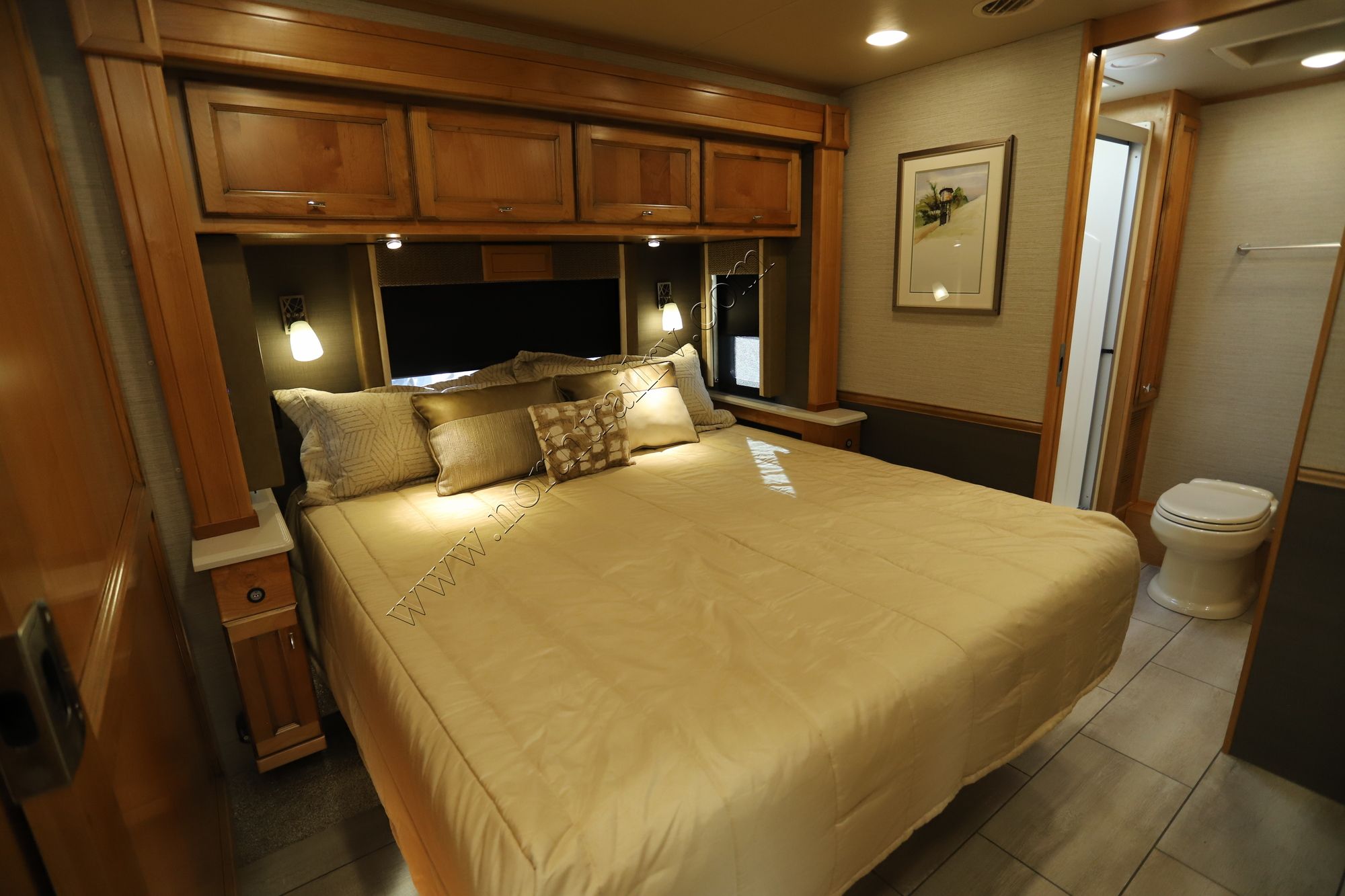 Used 2022 Tiffin Motor Homes Allegro 36UA Class A  For Sale