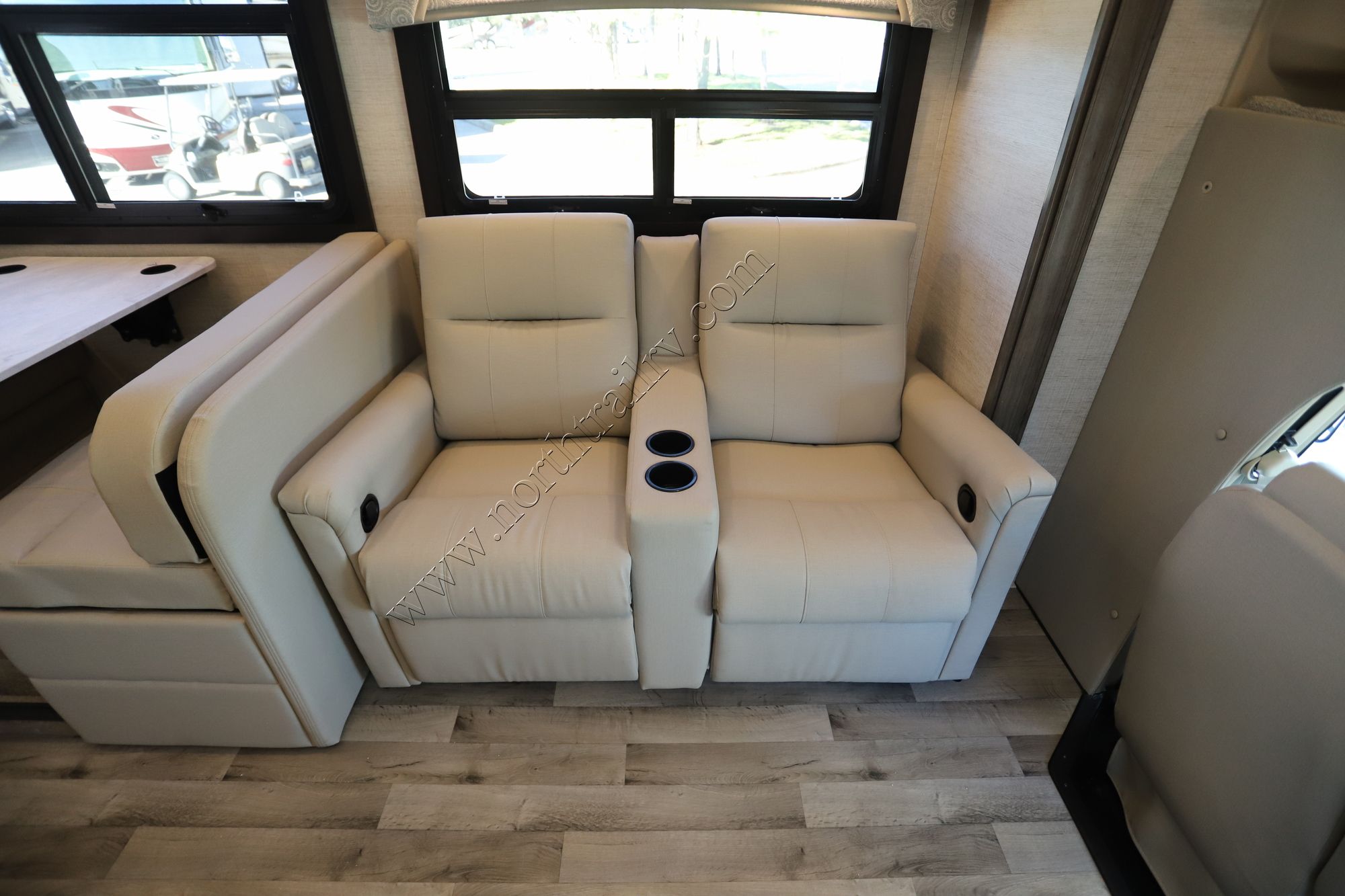 New 2022 Jayco Greyhawk Prestige 29MVP Class C  For Sale