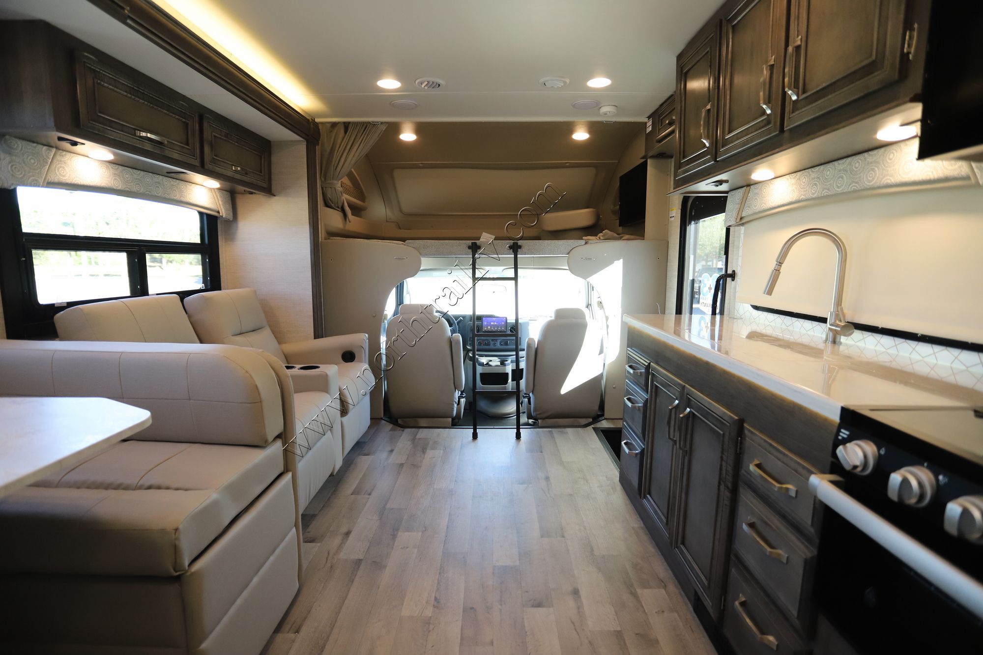 New 2022 Jayco Greyhawk Prestige 29MVP Class C  For Sale