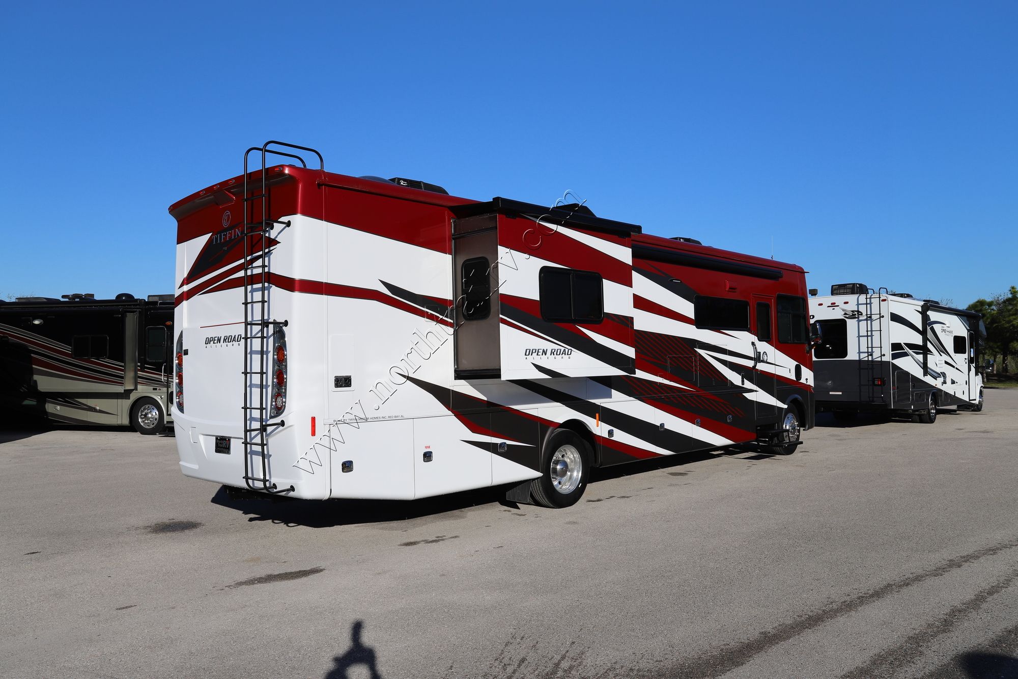 Used 2022 Tiffin Motor Homes Allegro 36UA Class A  For Sale