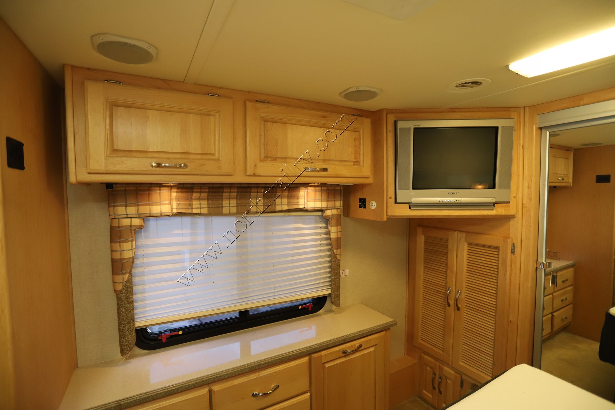 Used 2004 Holiday Rambler Scepter 40 Class A  For Sale