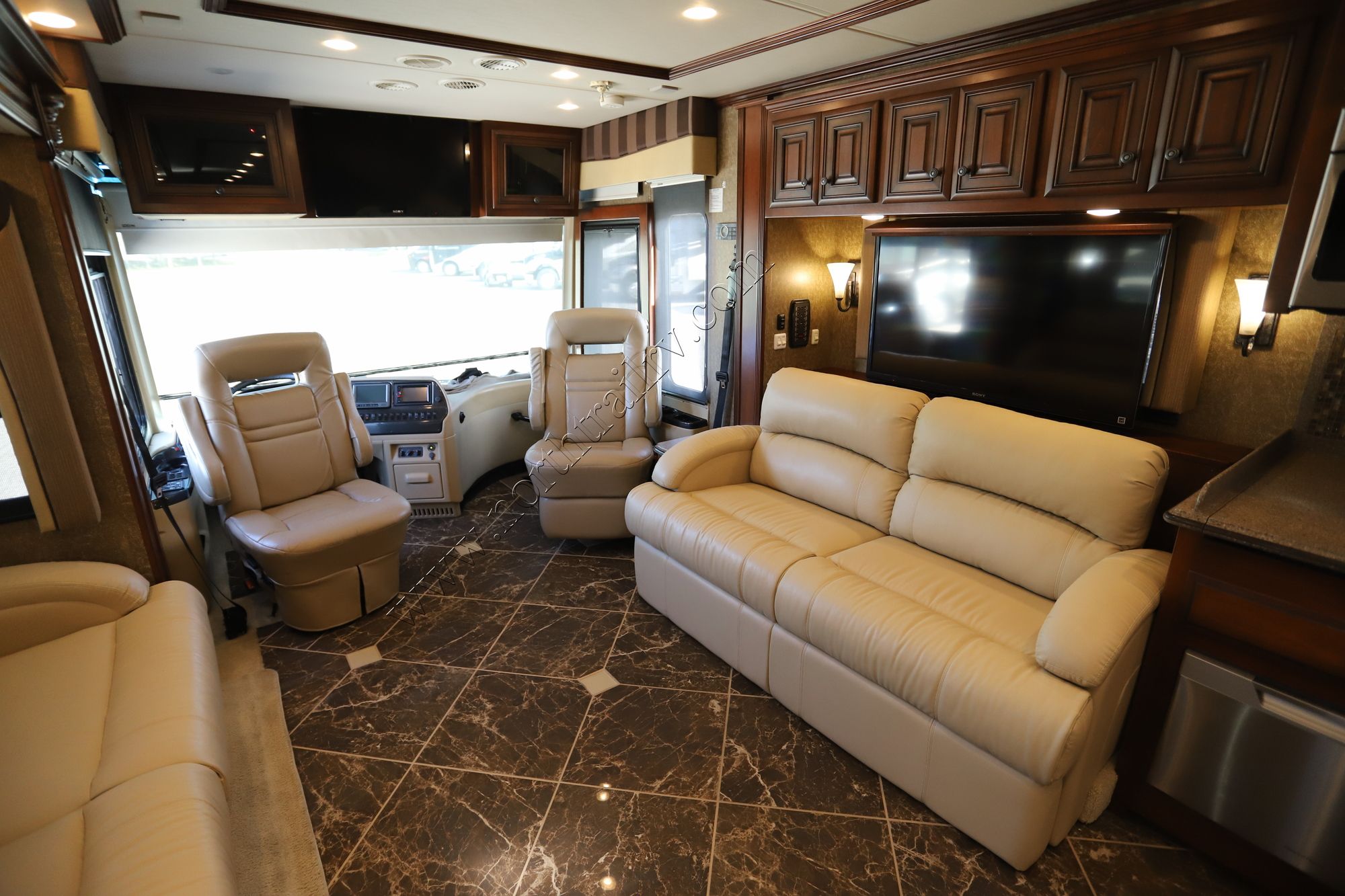 Used 2013 Newmar Dutch Star 4344 Class A  For Sale