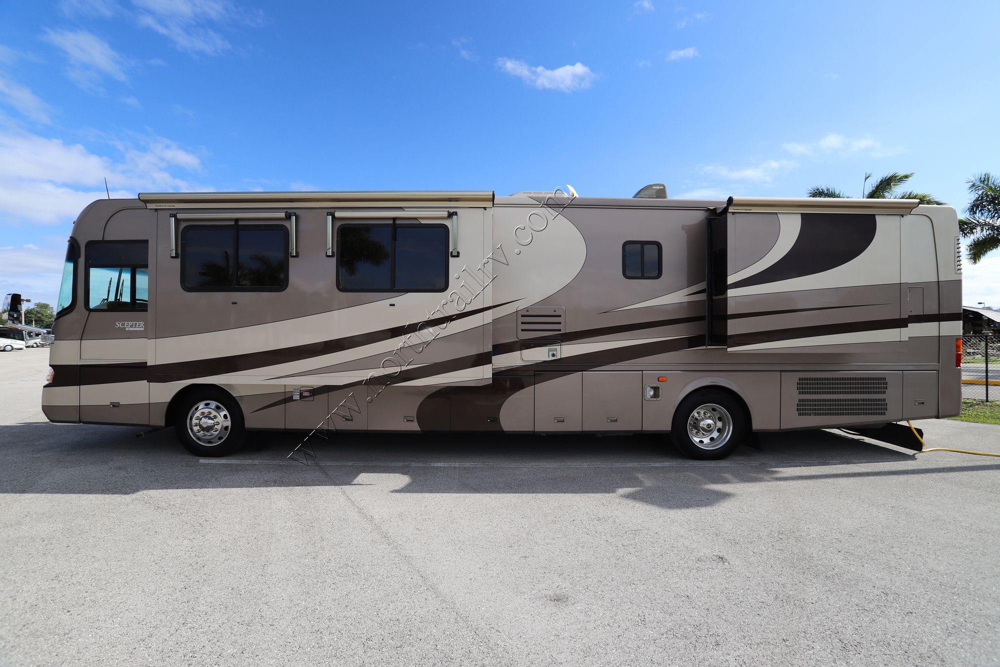 Used 2004 Holiday Rambler Scepter 40 Class A  For Sale