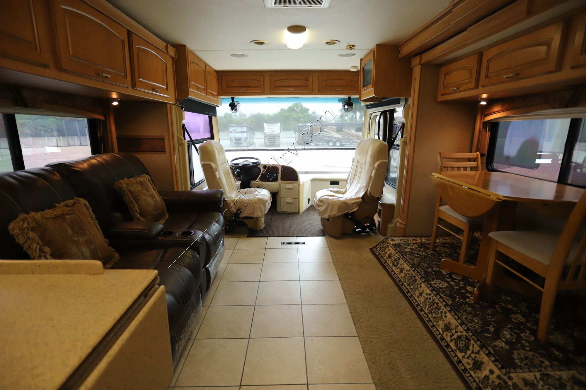 Used 2010 Damon Astoria 3650 Class A  For Sale