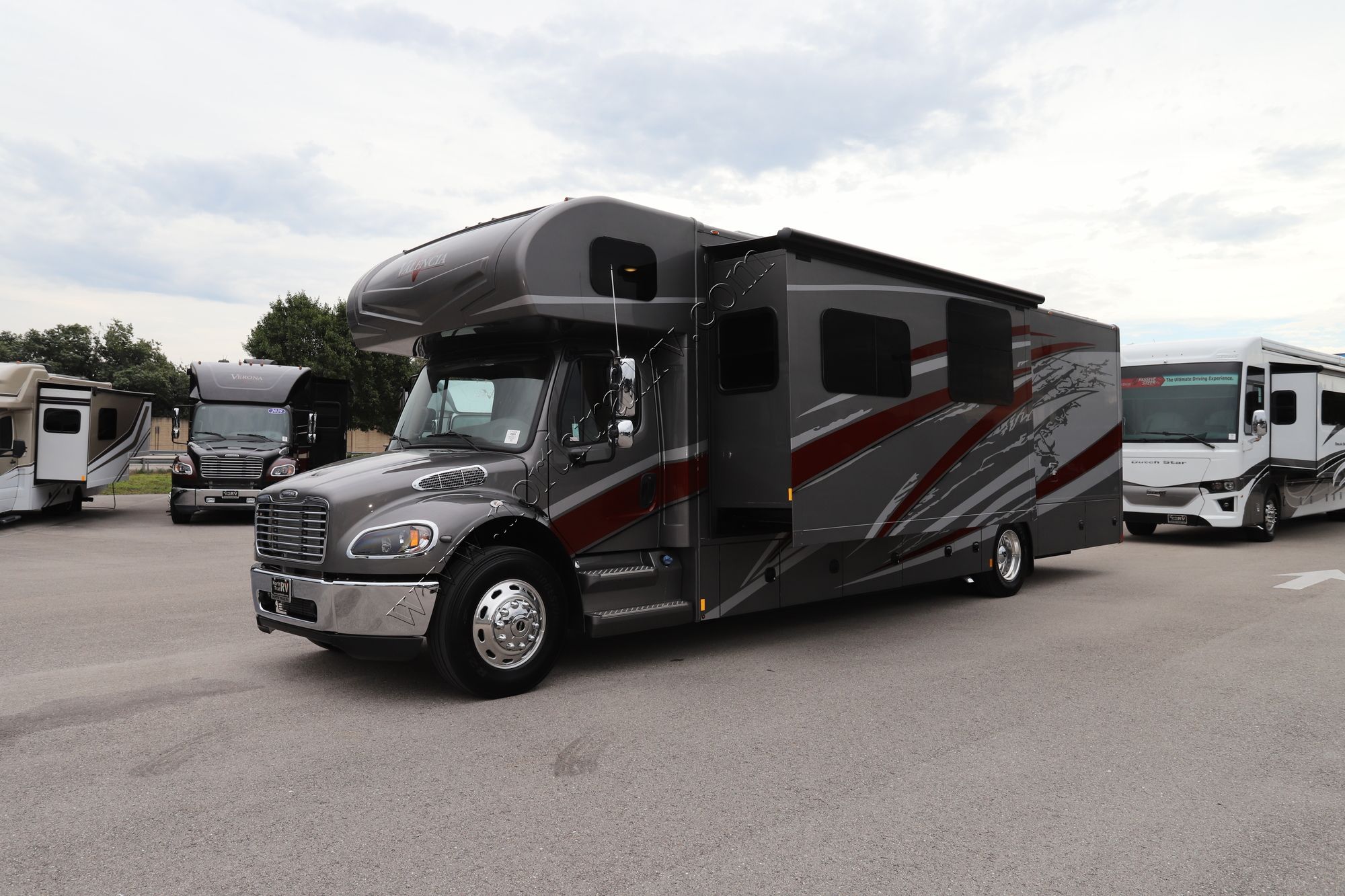 New 2022 Renegade Rv Valencia 38BB Super C  For Sale