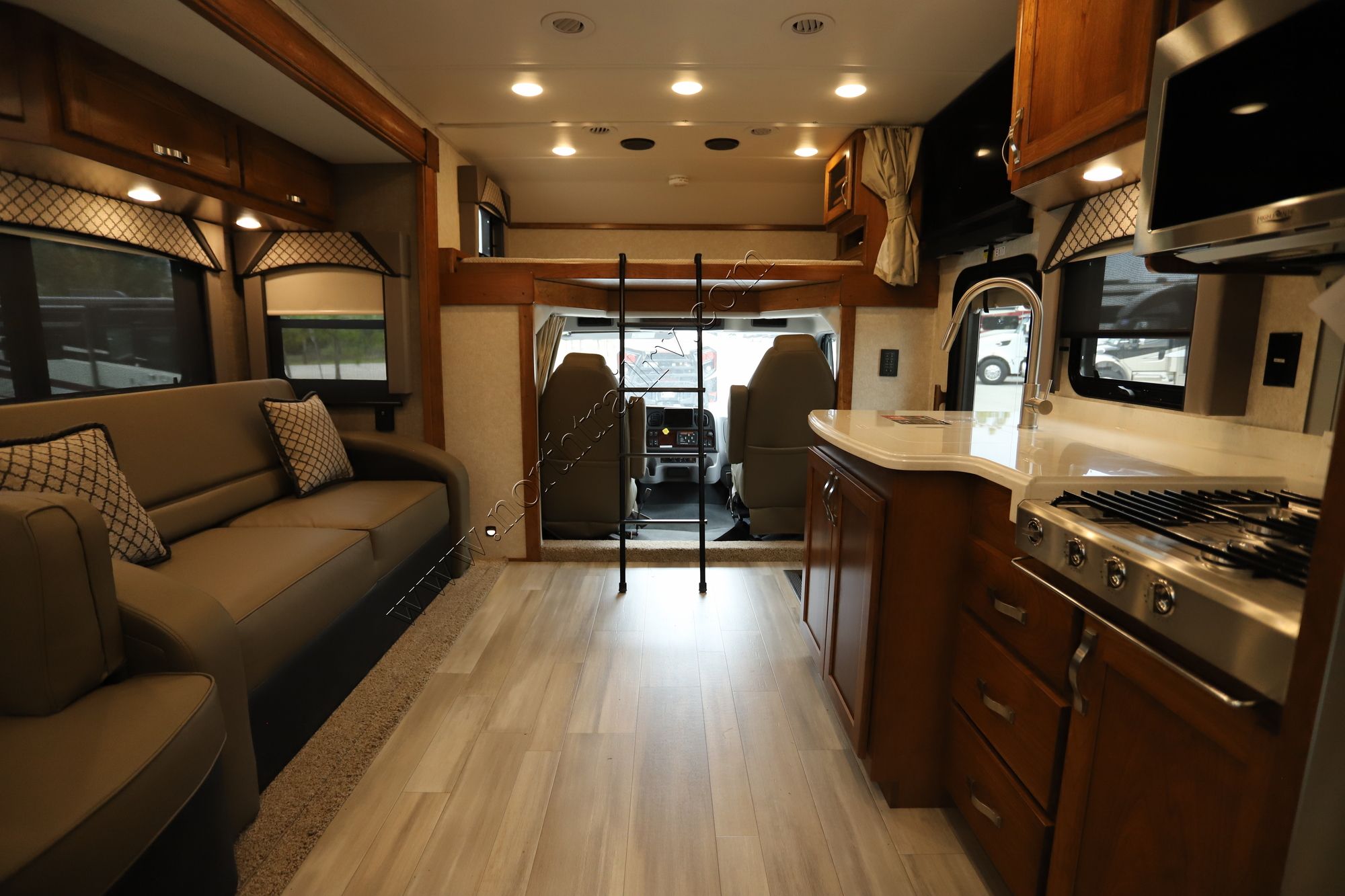 New 2022 Renegade Rv Valencia 38BB Super C  For Sale