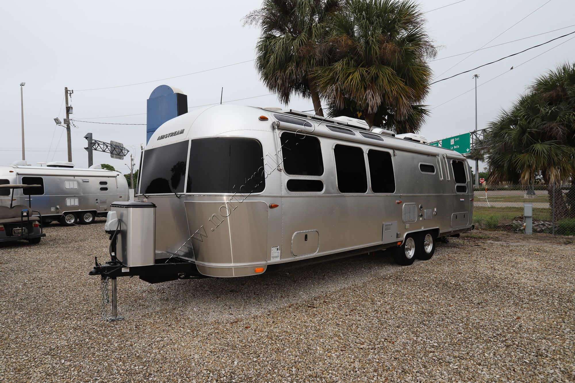 Used 2018 Airstream Intl Serenity 30 TWINS Travel Trailer  For Sale