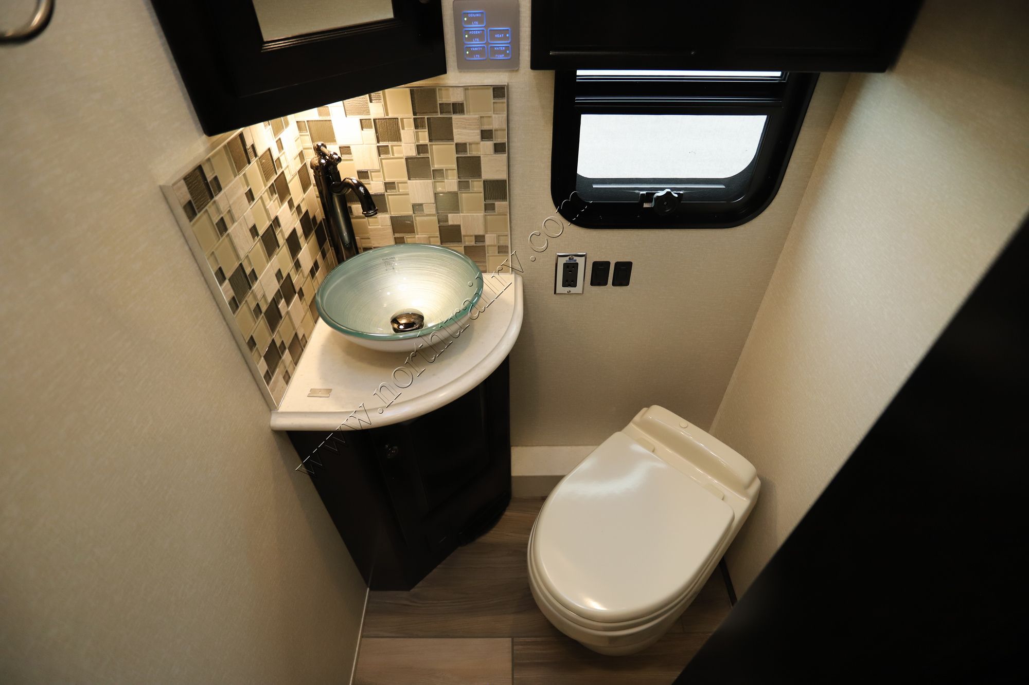 New 2022 Newmar Dutch Star 4369 Class A  For Sale