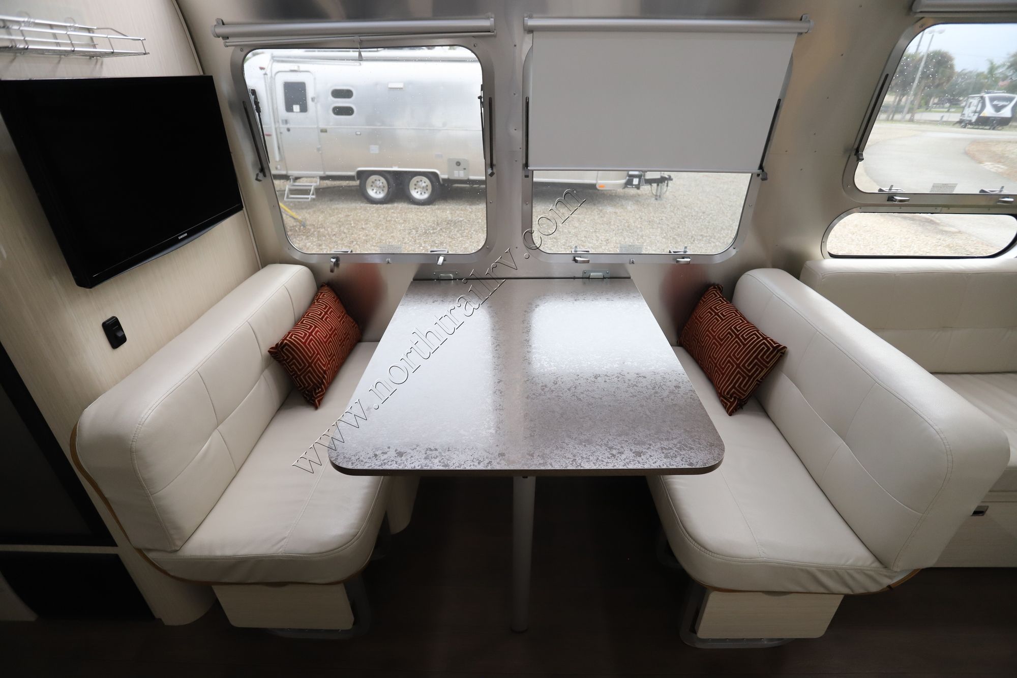 Used 2018 Airstream Intl Serenity 30 TWINS Travel Trailer  For Sale