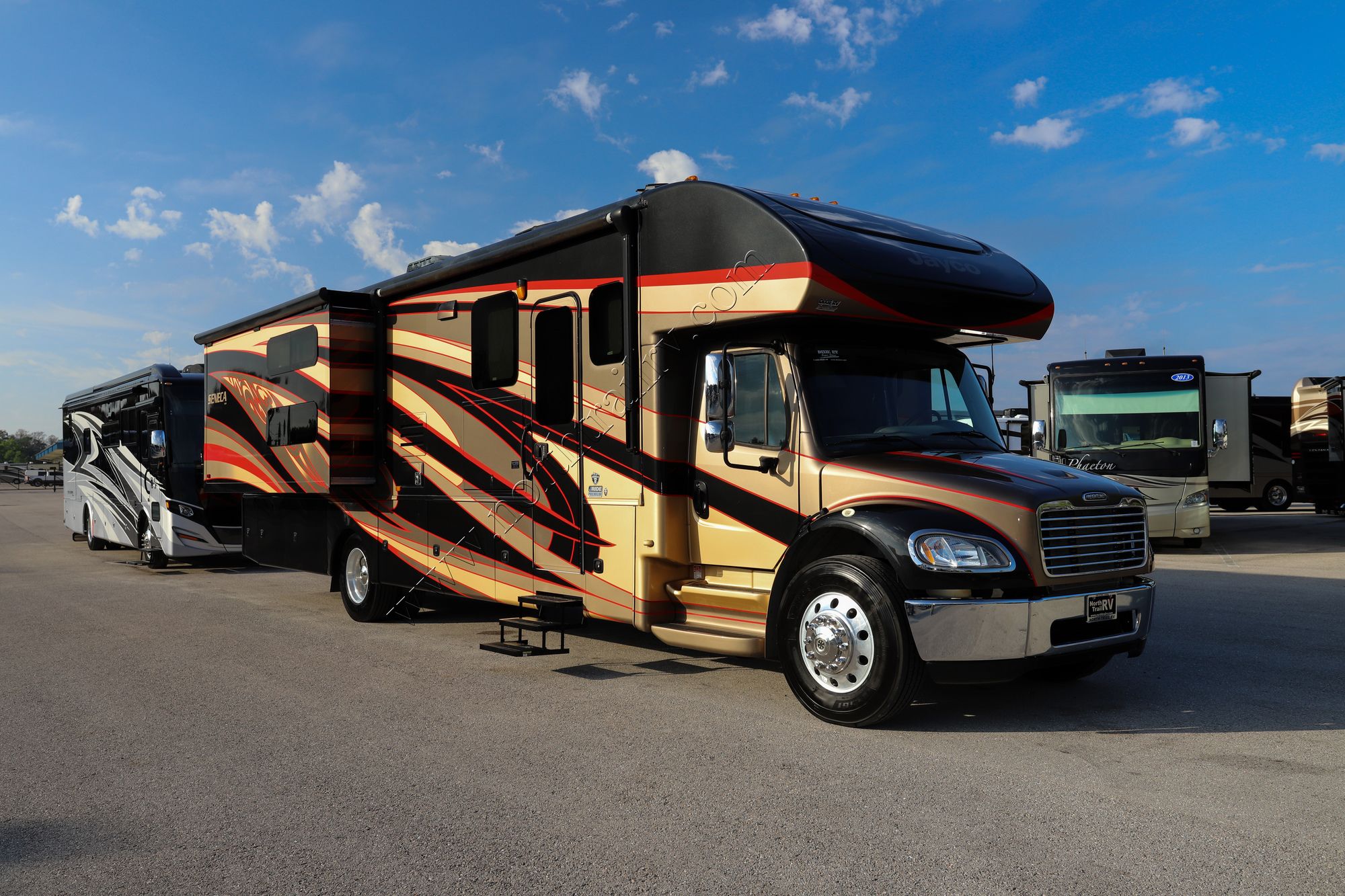 Used 2017 Jayco Seneca 37FS Super C  For Sale