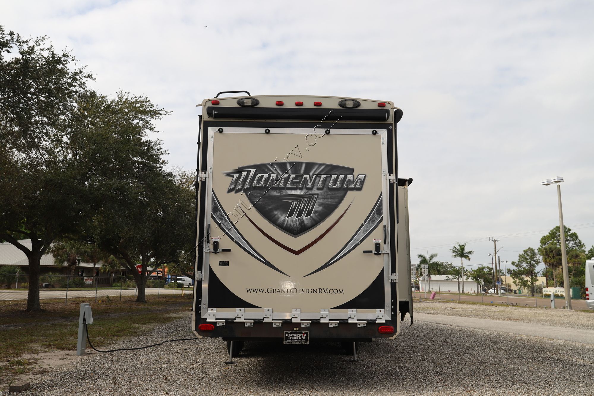 Used 2015 Grand Design Momentum 380TH Fifth Wheel  For Sale