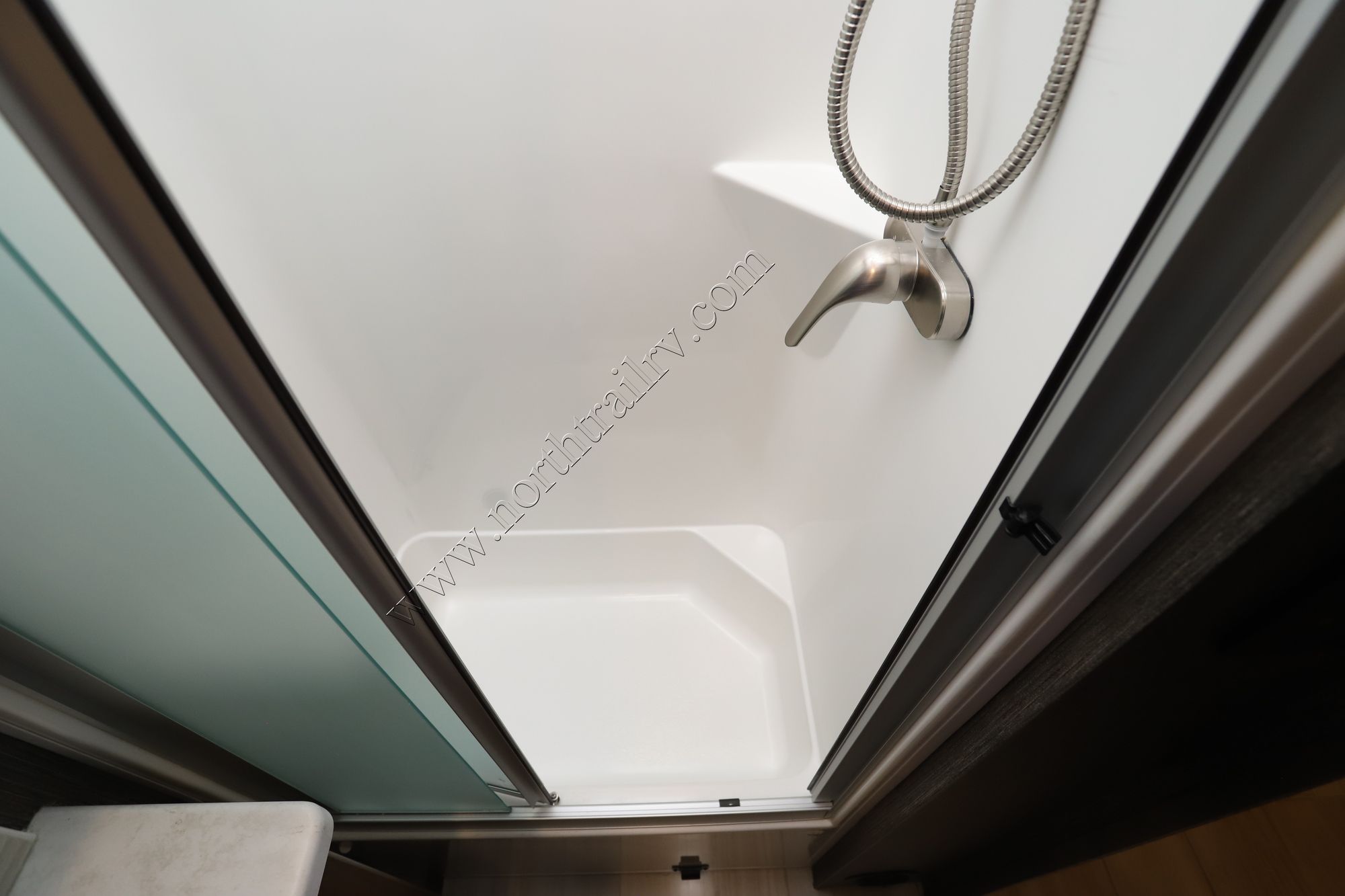 Used 2021 Thor Aria 4000 Class A  For Sale